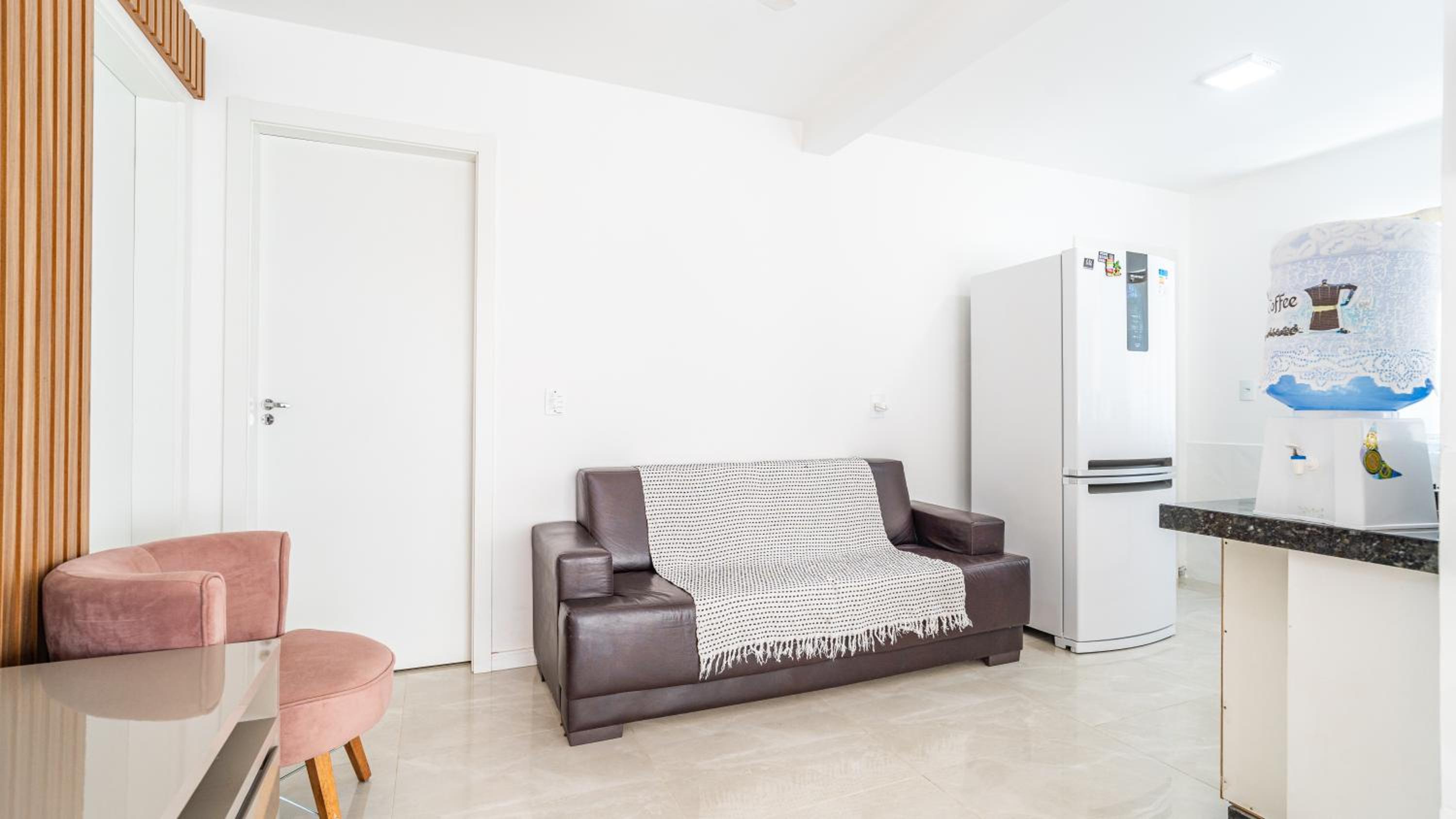 Residencial com Piscina e Jacuzzi com vista para a Natureza