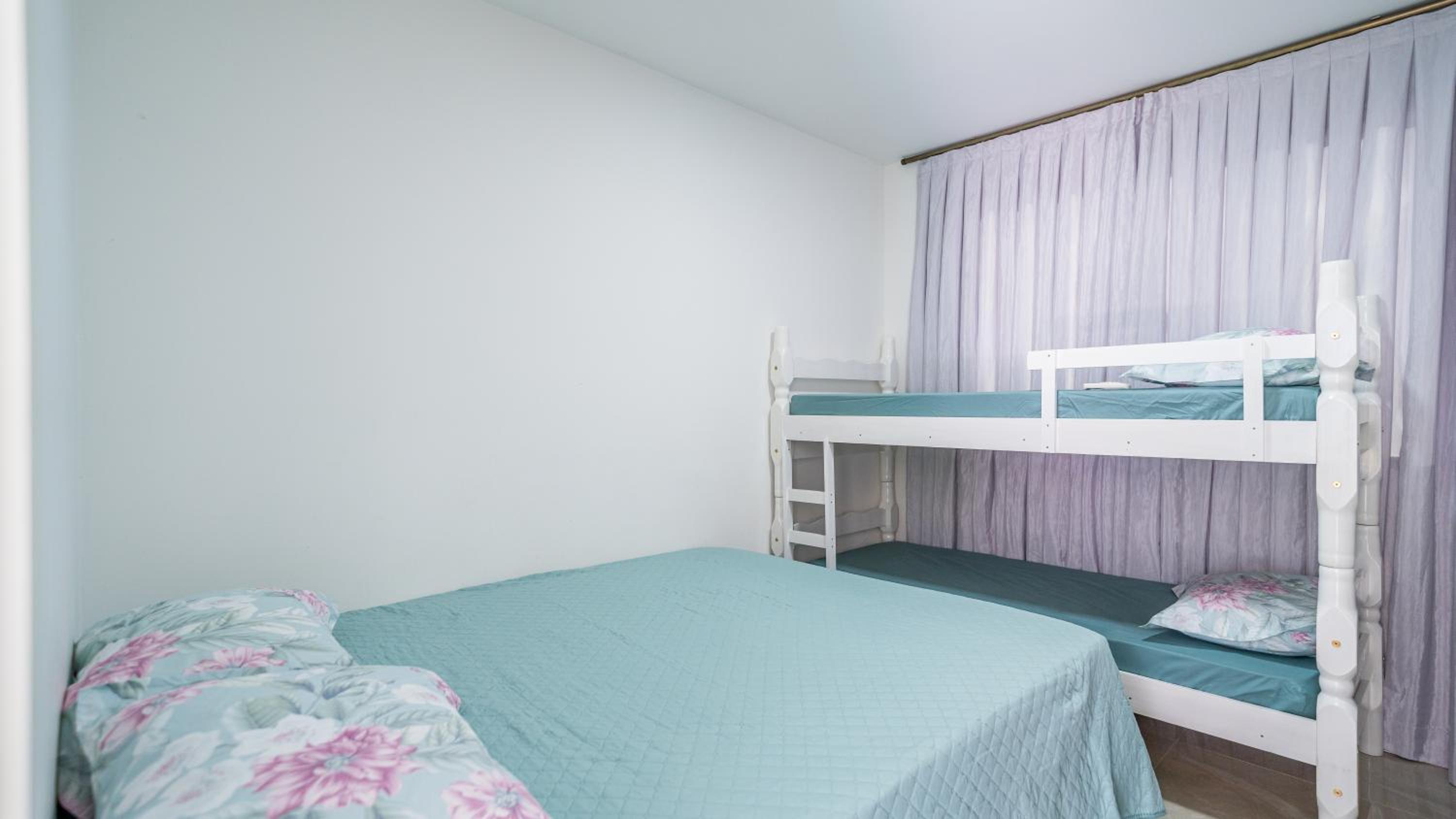 Residencial com Piscina e Jacuzzi com vista para a Natureza