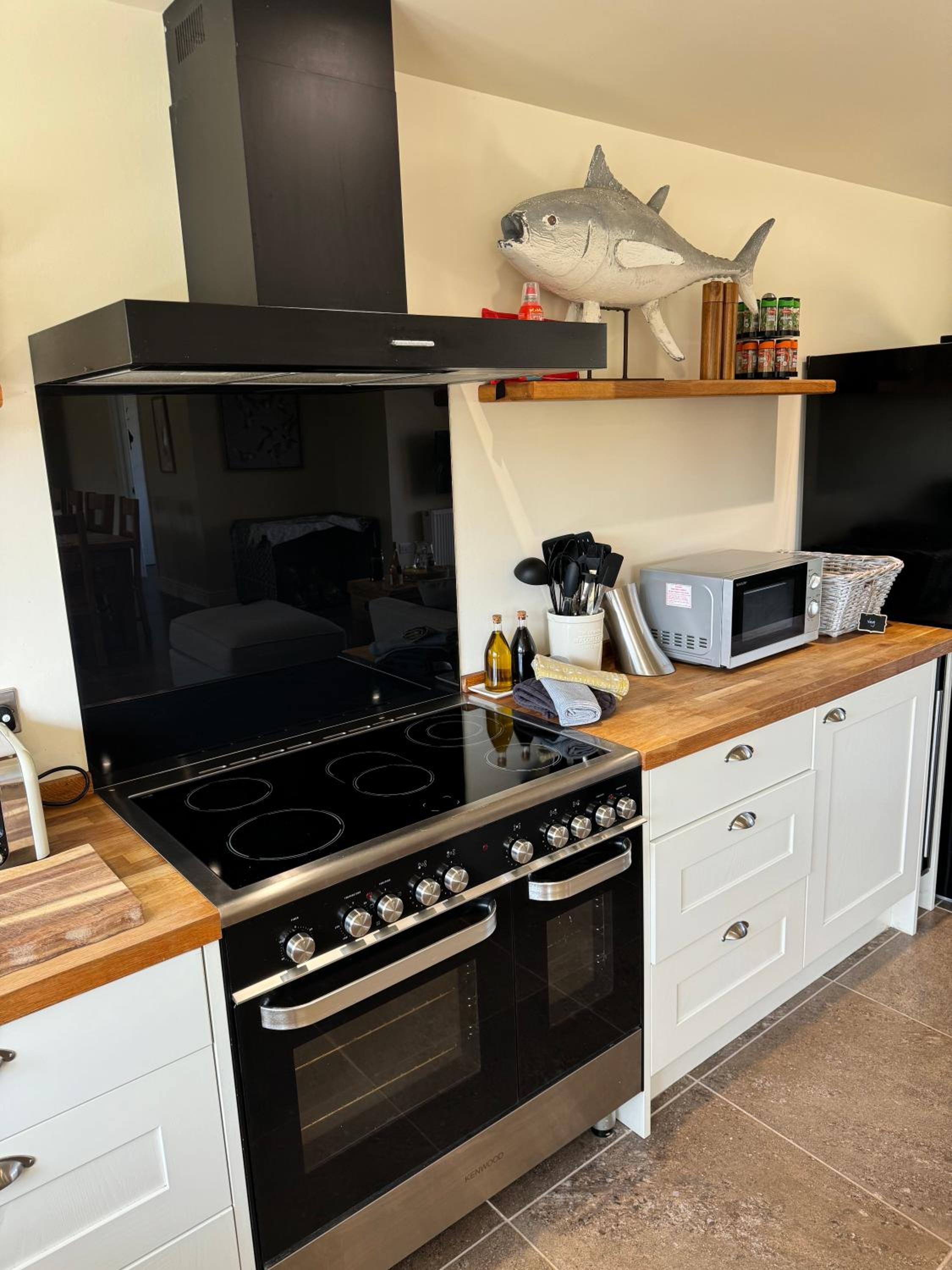 Luxury 5 bedroom house - sleeps 10