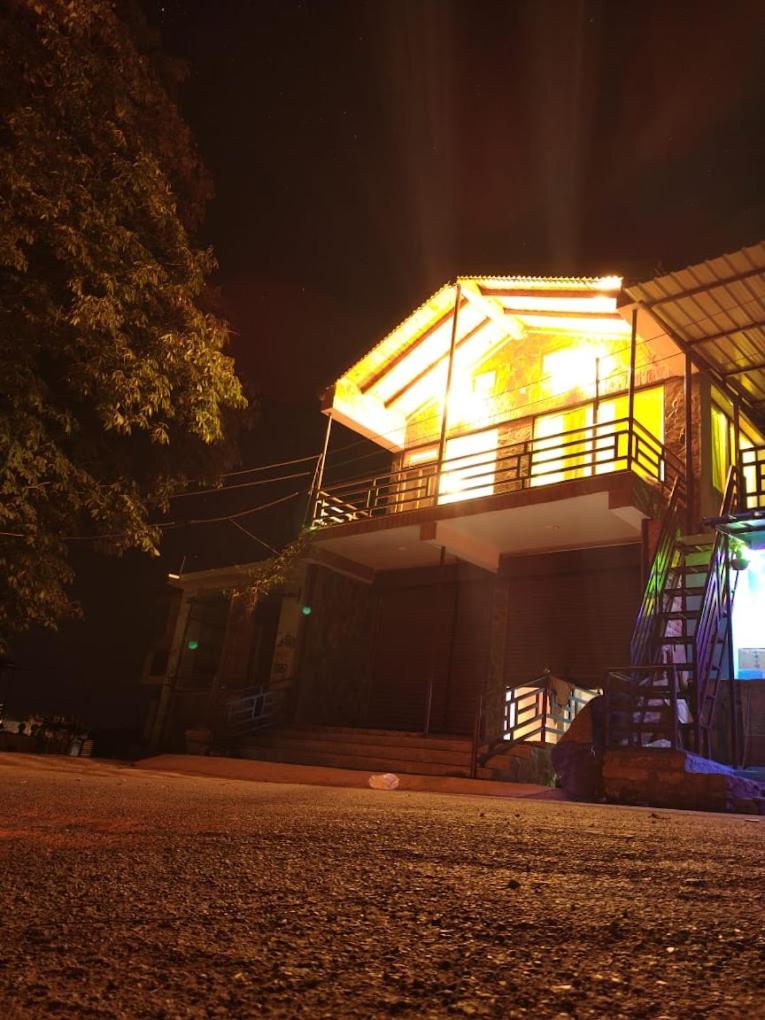 Wabi Sabi Mukteshwar