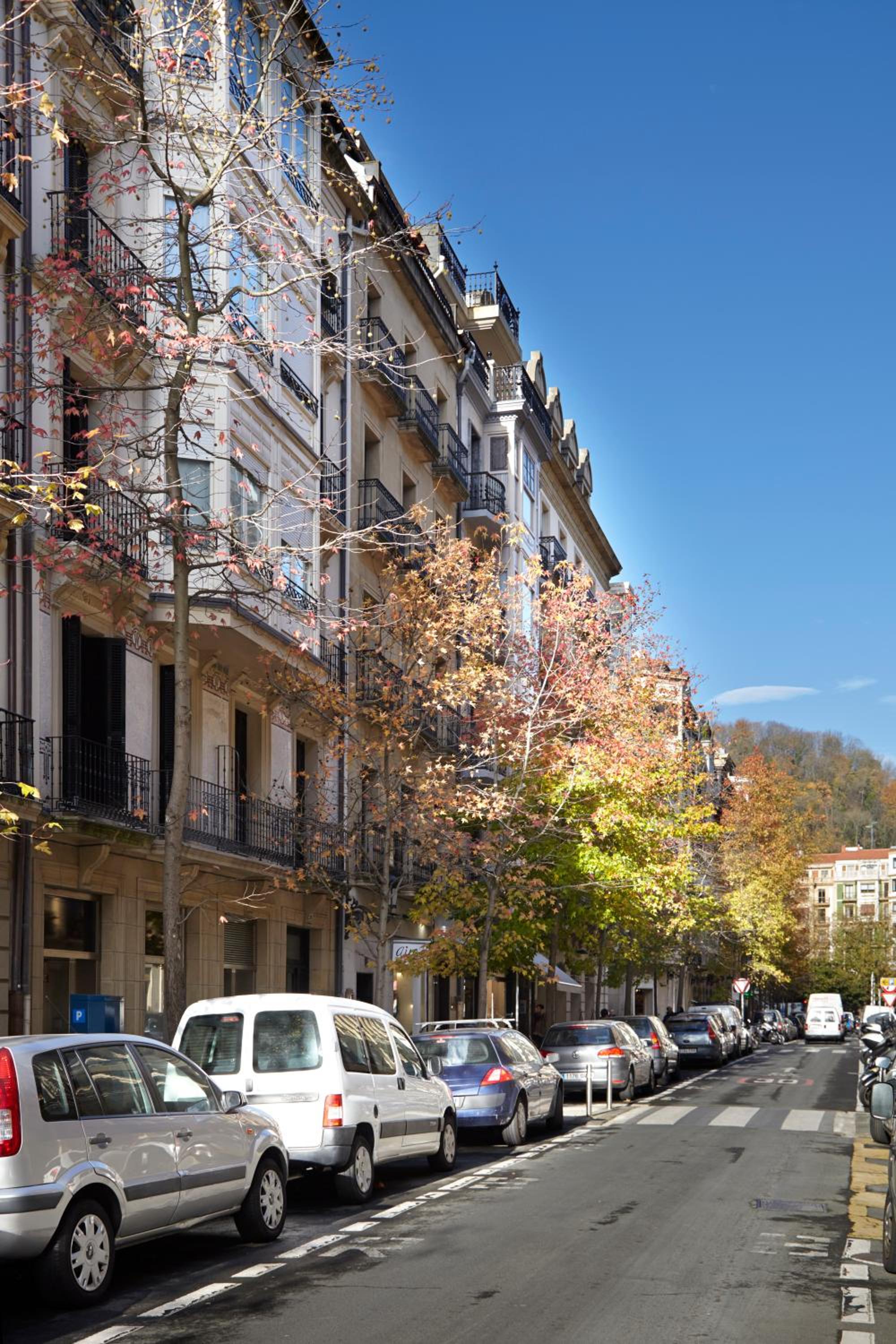 Garibay Terrace by FeelFree Rentals