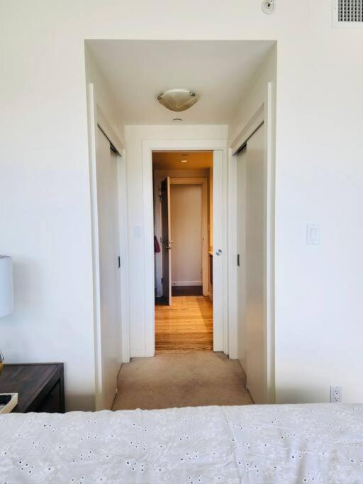 Luxury Downtown 2 Bedroom Condo with Pool!