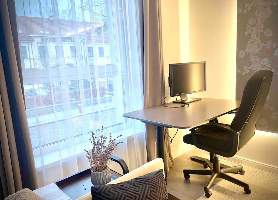 Modern gem with an office corner at Jonas Hill waterfront view 3