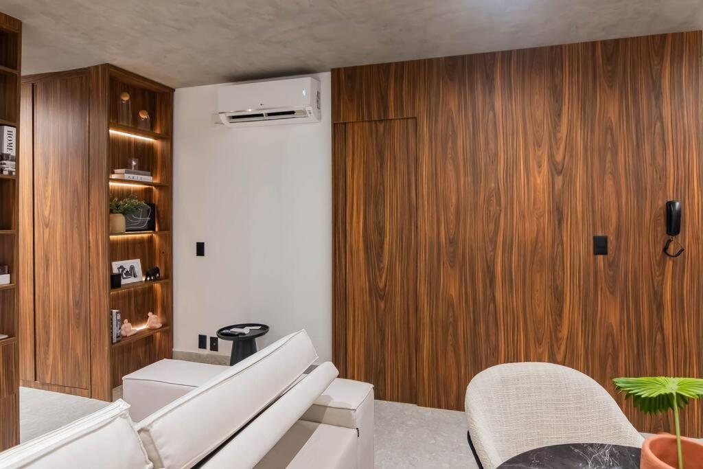 Studio Luxo Faria Lima Arthur Casas Ferreira Lobo