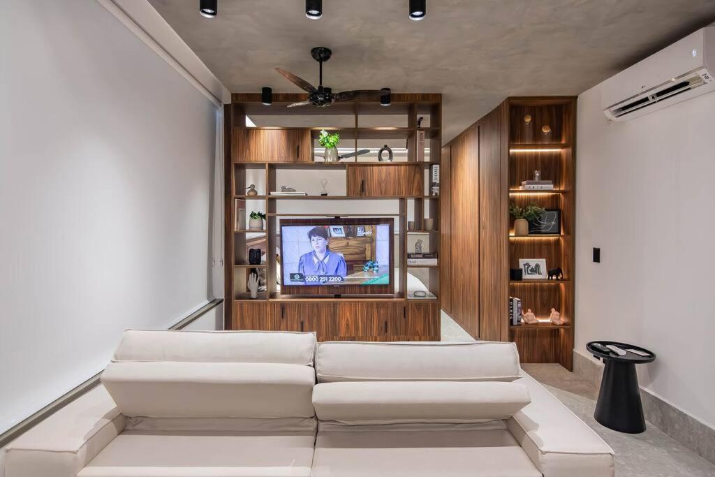 Studio Luxo Faria Lima Arthur Casas Ferreira Lobo