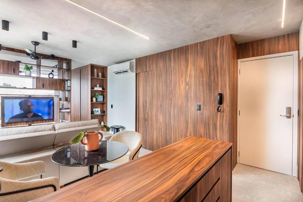 Studio Luxo Faria Lima Arthur Casas Ferreira Lobo