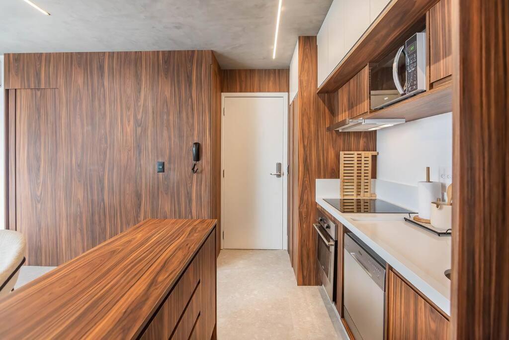 Studio Luxo Faria Lima Arthur Casas Ferreira Lobo