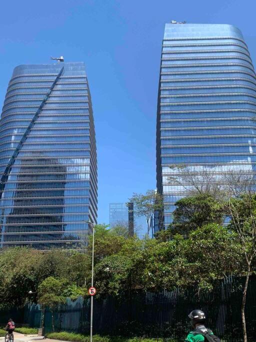 Studio Luxo Faria Lima Arthur Casas Ferreira Lobo