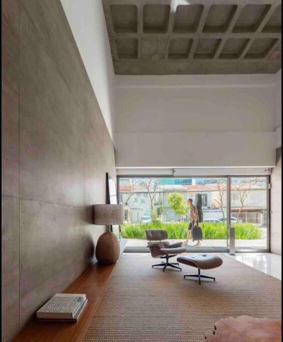 Studio Luxo Faria Lima Arthur Casas Ferreira Lobo