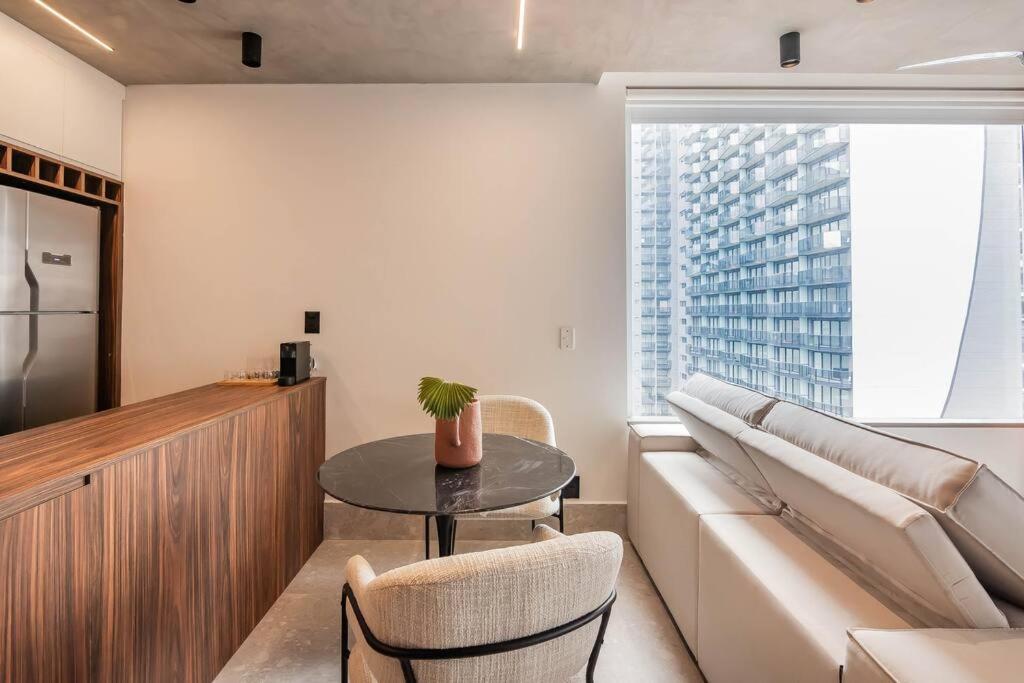 Studio Luxo Faria Lima Arthur Casas Ferreira Lobo