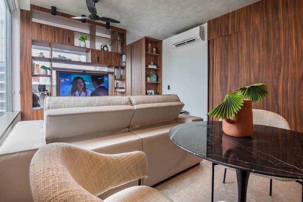 Studio Luxo Faria Lima Arthur Casas Ferreira Lobo