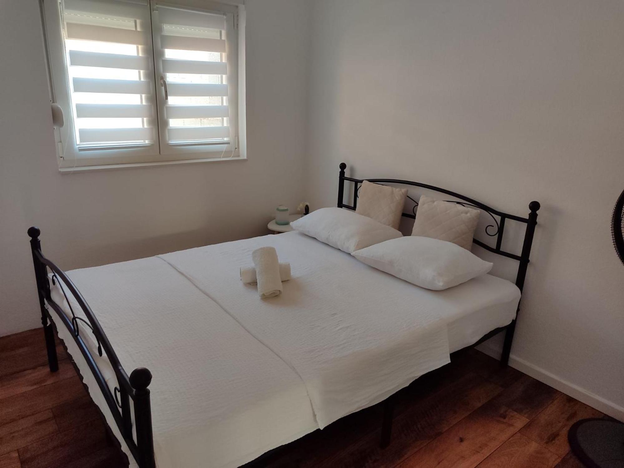Sunny Oasis Mostar