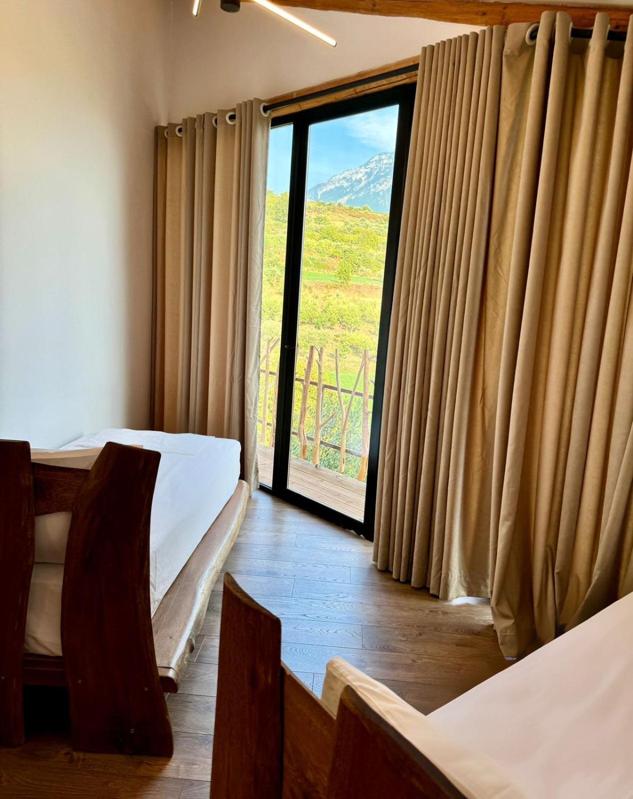 Alpeta Agrotourism & Winery - Roshnik , Berat