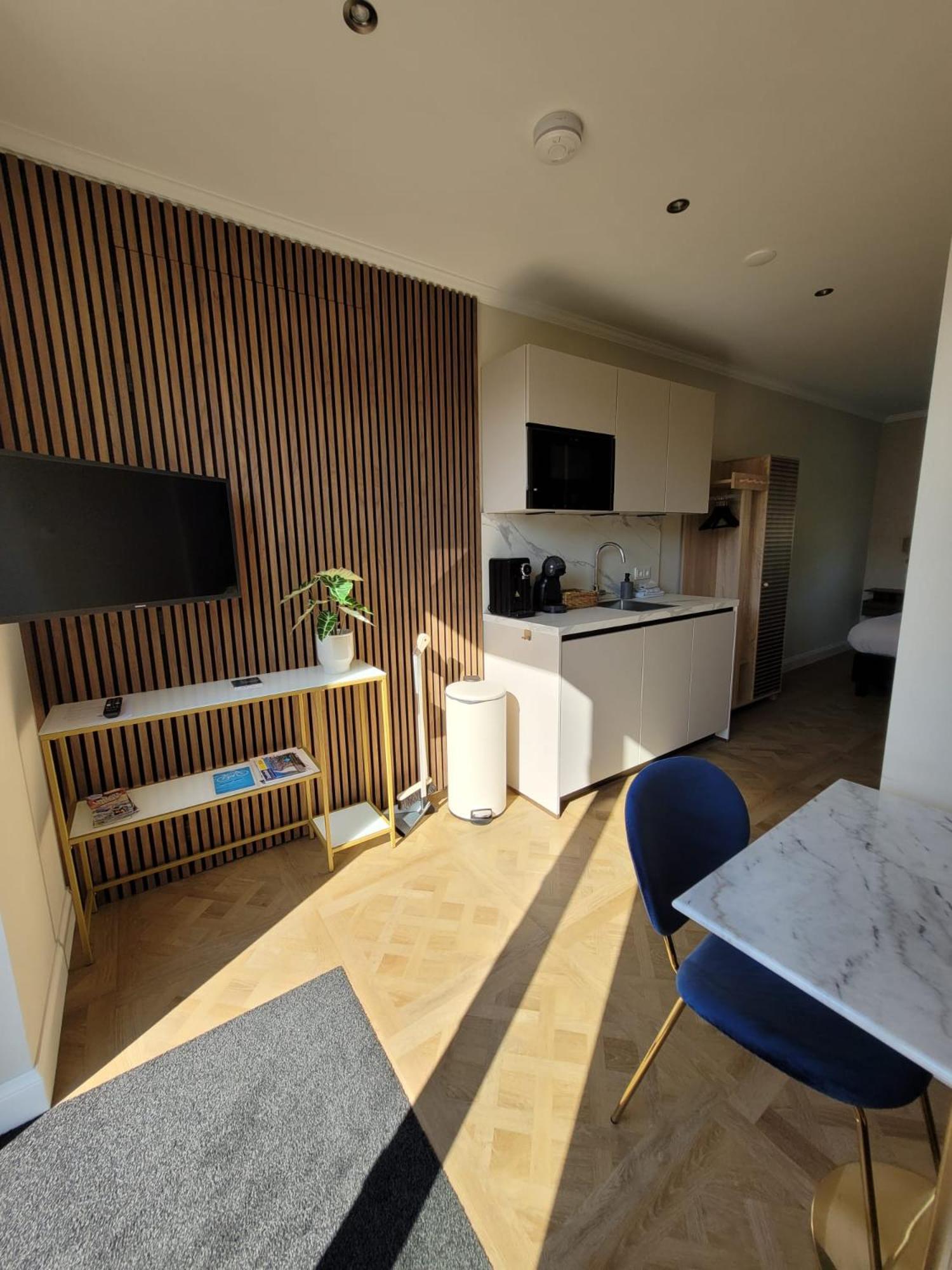 Luxe kamer Langendam 48 met privé terras view 4