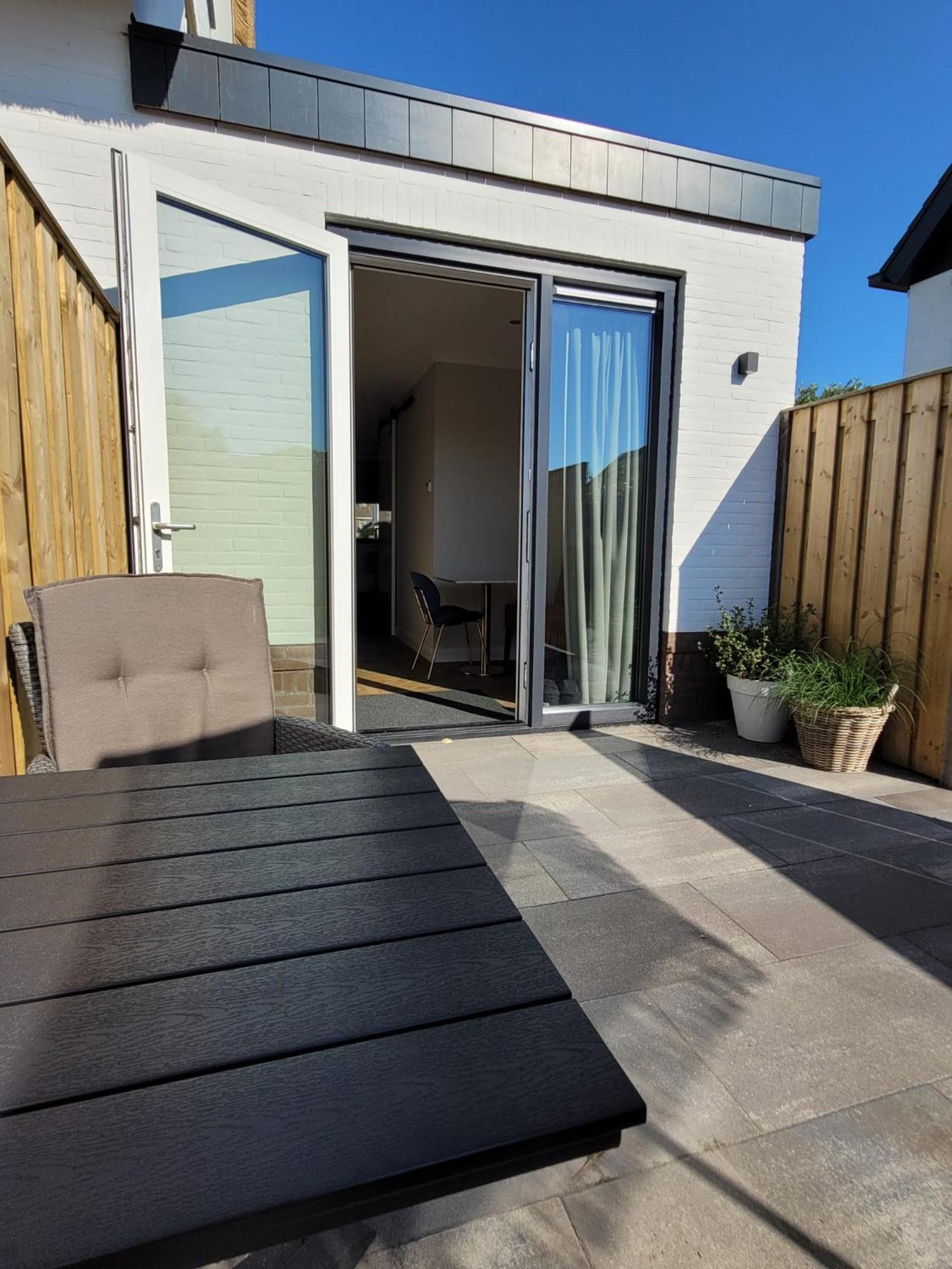 Luxe kamer Langendam 48 met privé terras view 5