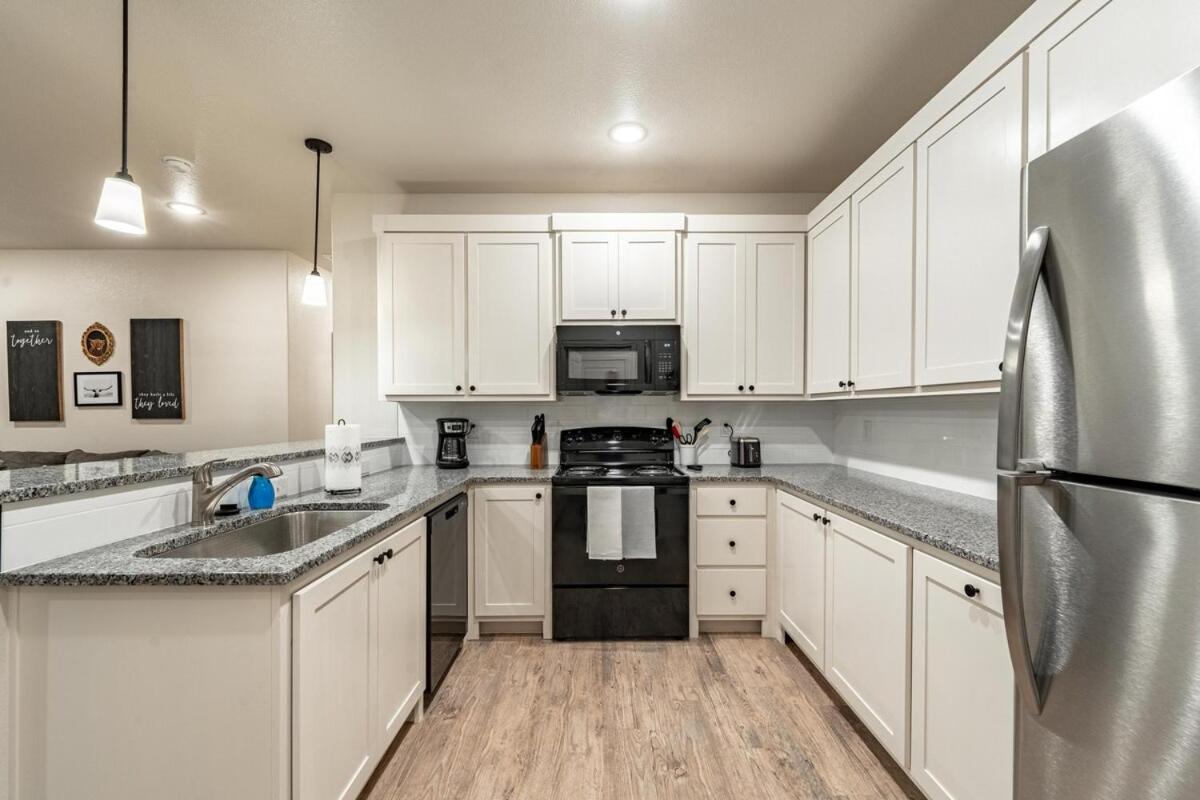 Flatland Retreat - 3BR 2BA - Brand New Home view 3