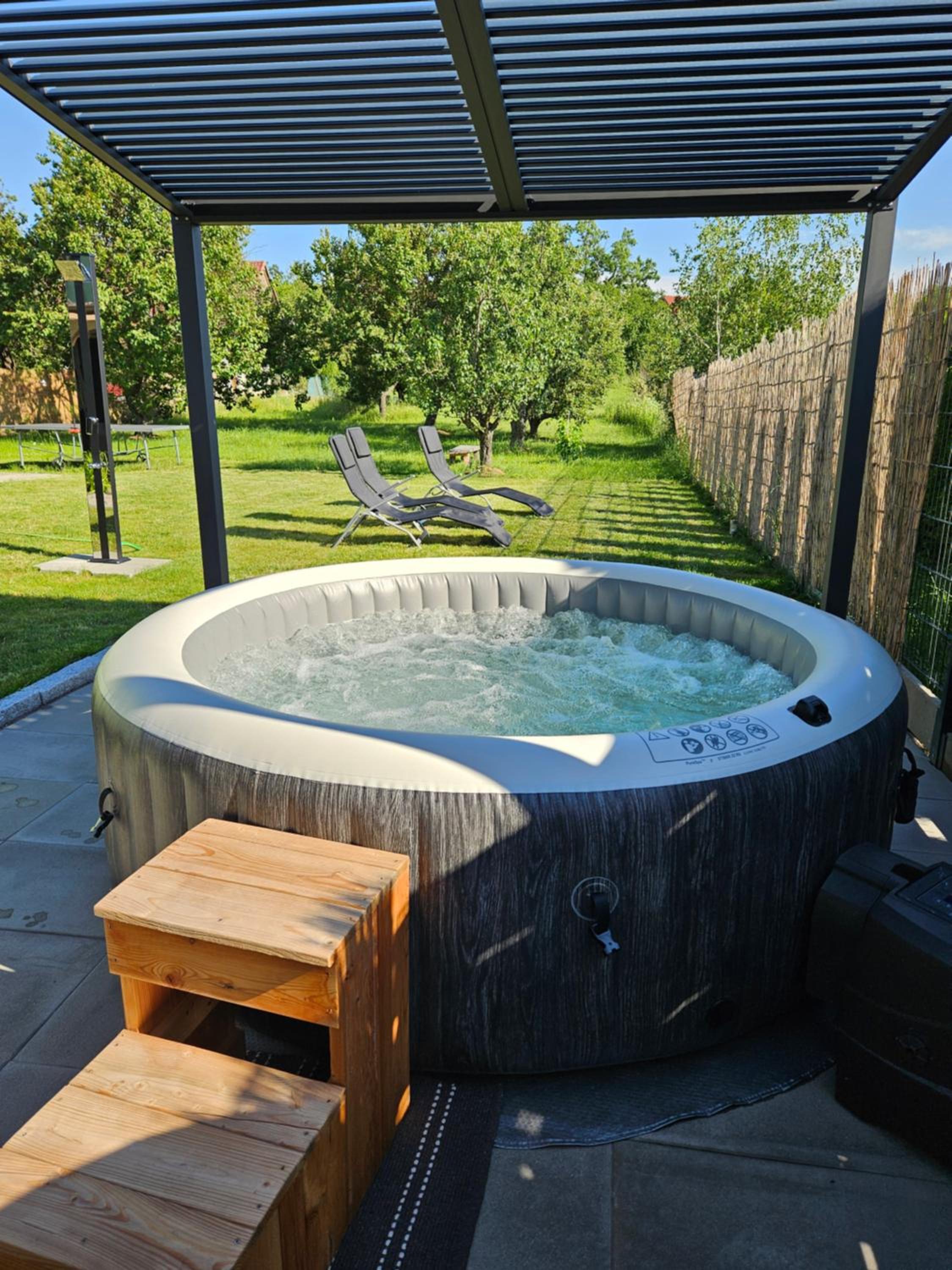 Holiday Home Znojmo w/ Wellness & Wine