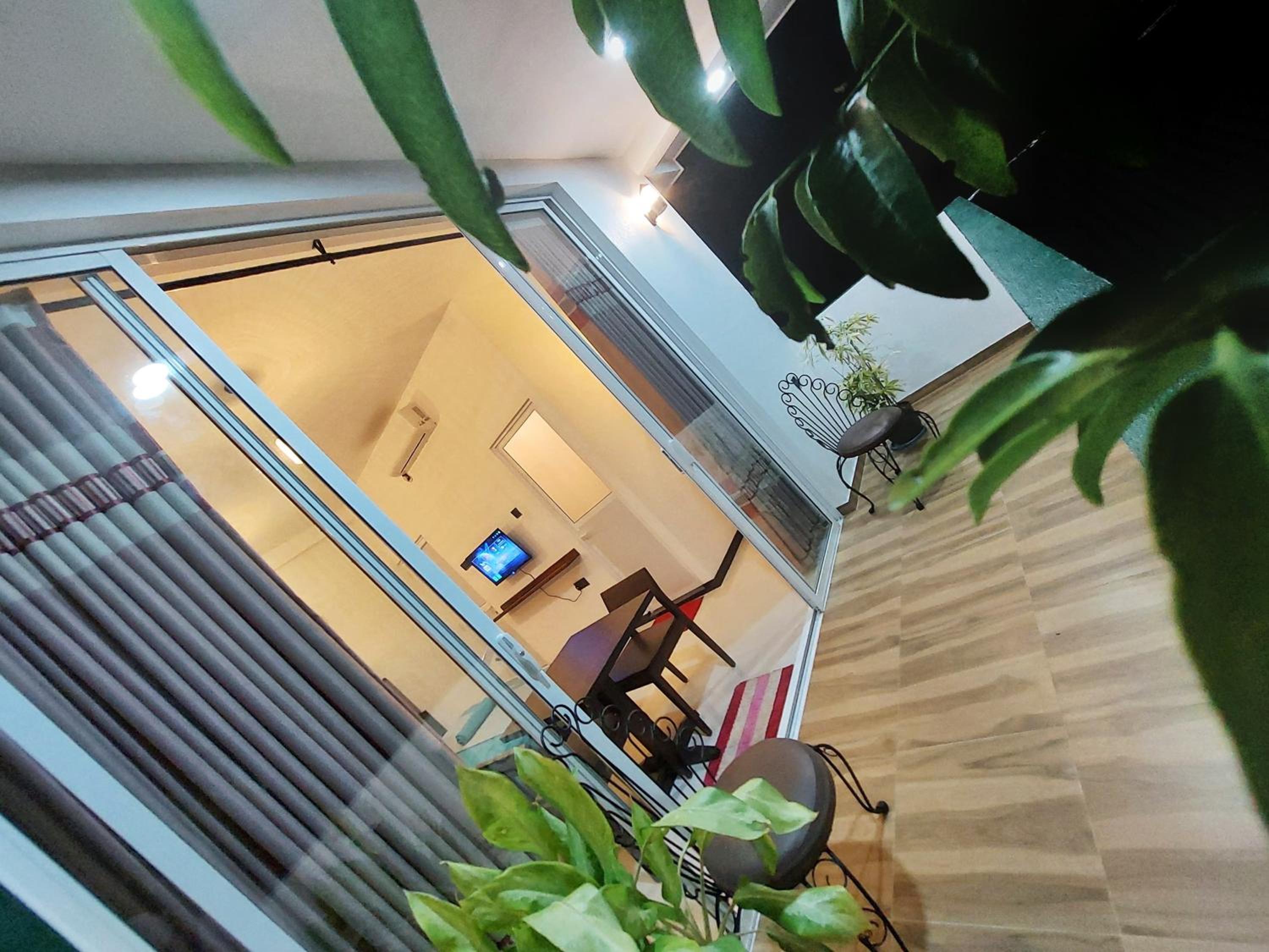 CHEN VILLA - Near Airport