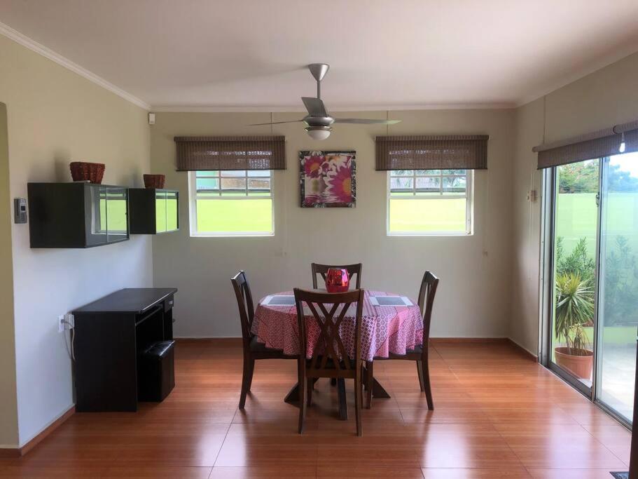 Cozy ocean view home - Jamella