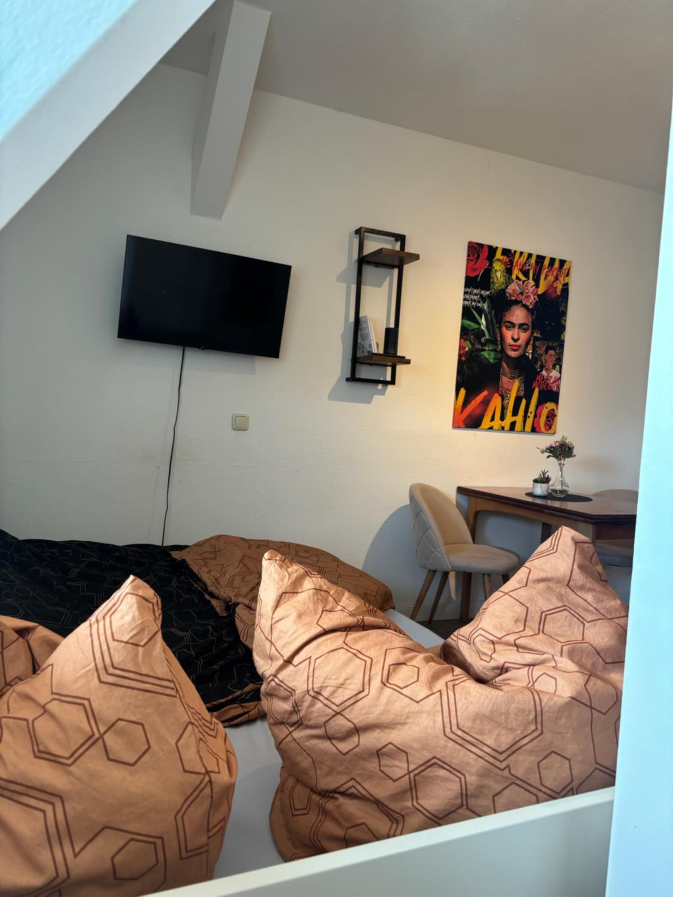 Five O - FeelGood -Apartment Schiller