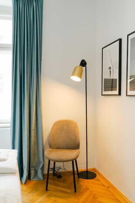 Homey APT 5 min to Belvedere