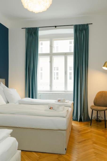 Homey APT 5 min to Belvedere