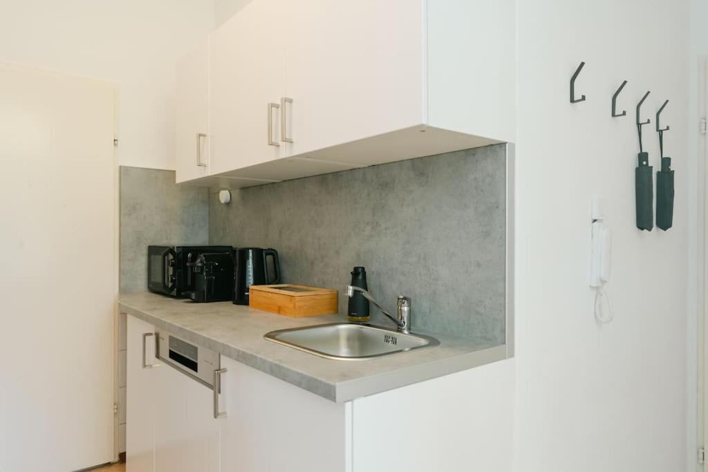 Homey APT 5 min to Belvedere