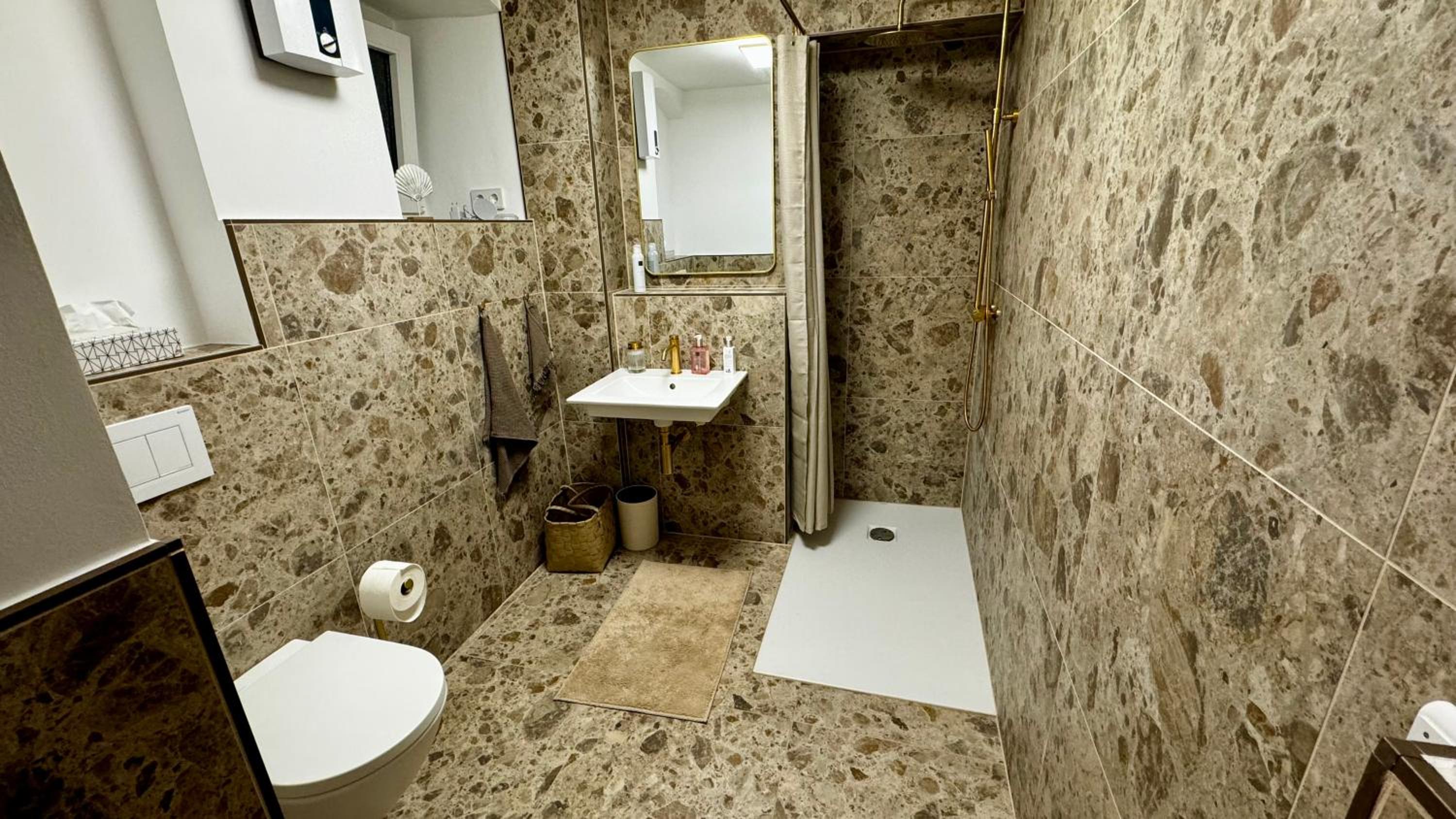Mitten in der Kölner City - Design trifft Altbau