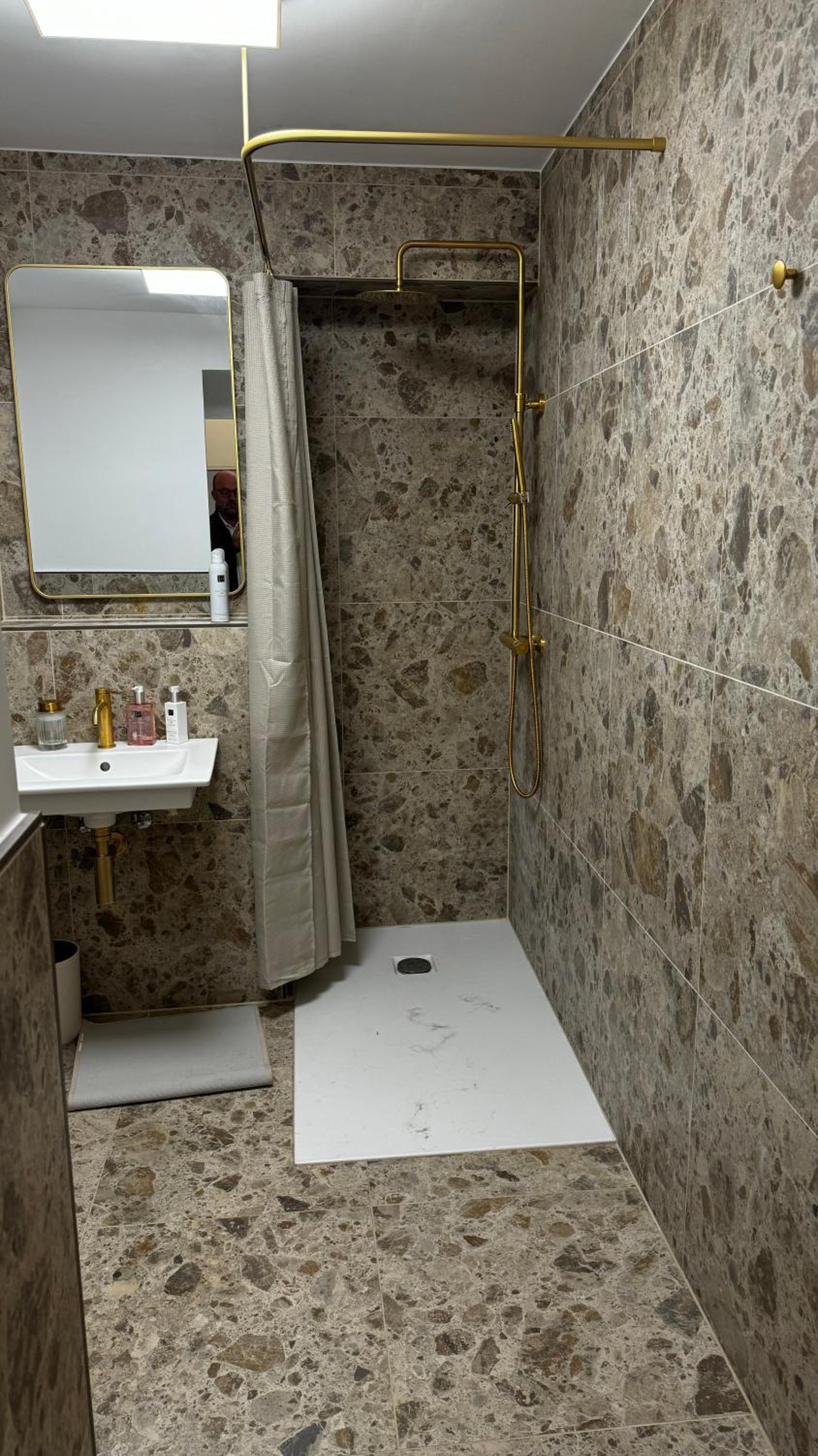 Mitten in der Kölner City - Design trifft Altbau