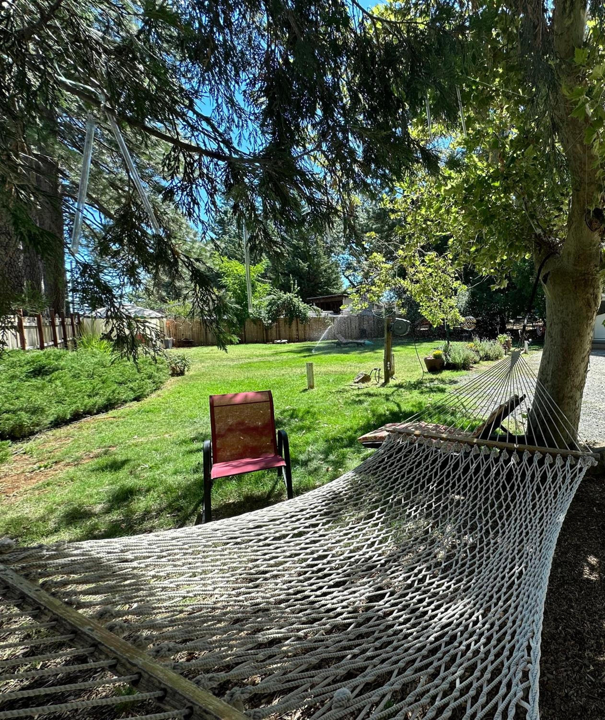 The Pines Inn and Cottages