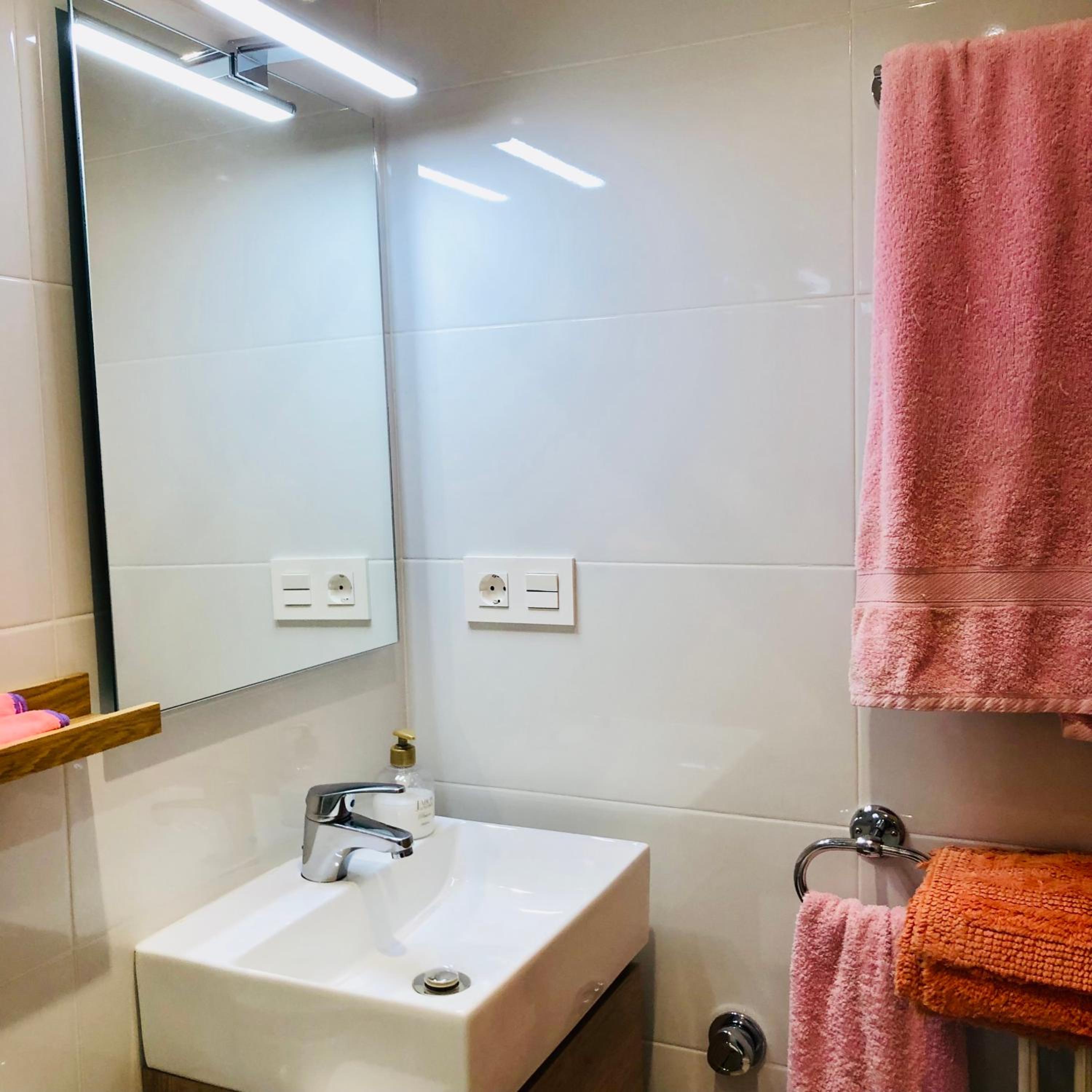 Piso céntrico y luminoso photo 3