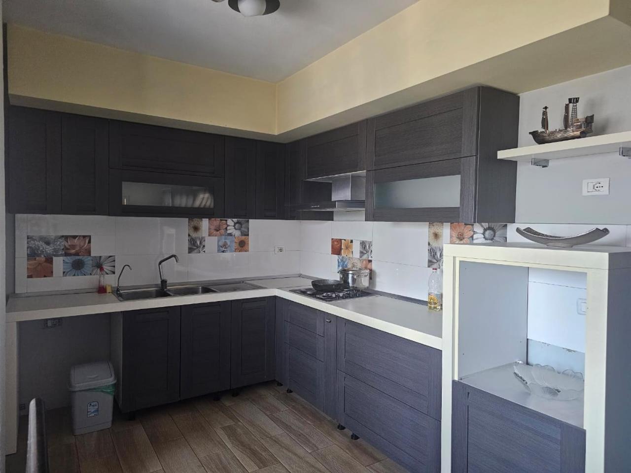 MAin Apartment