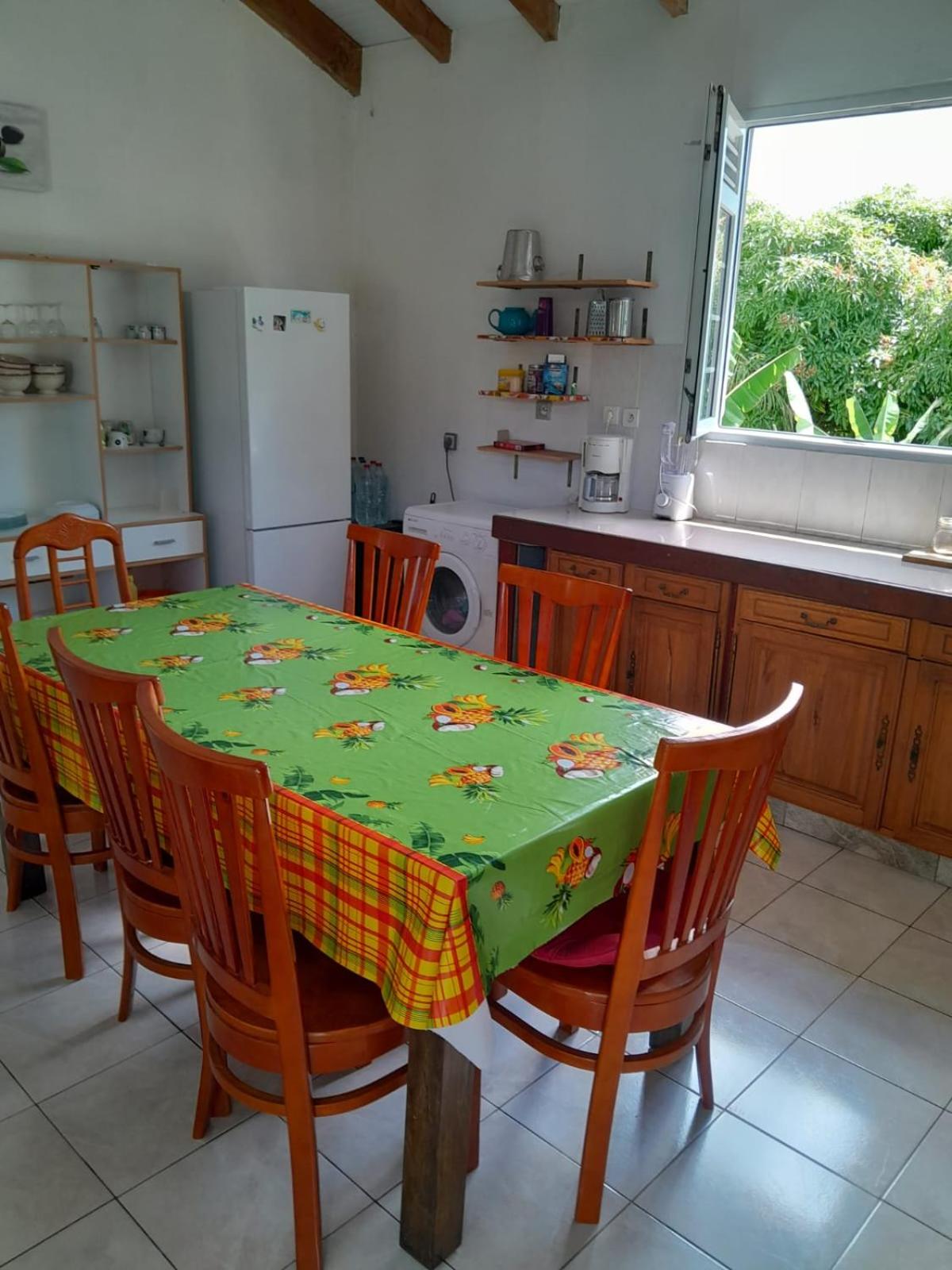 Photo 8