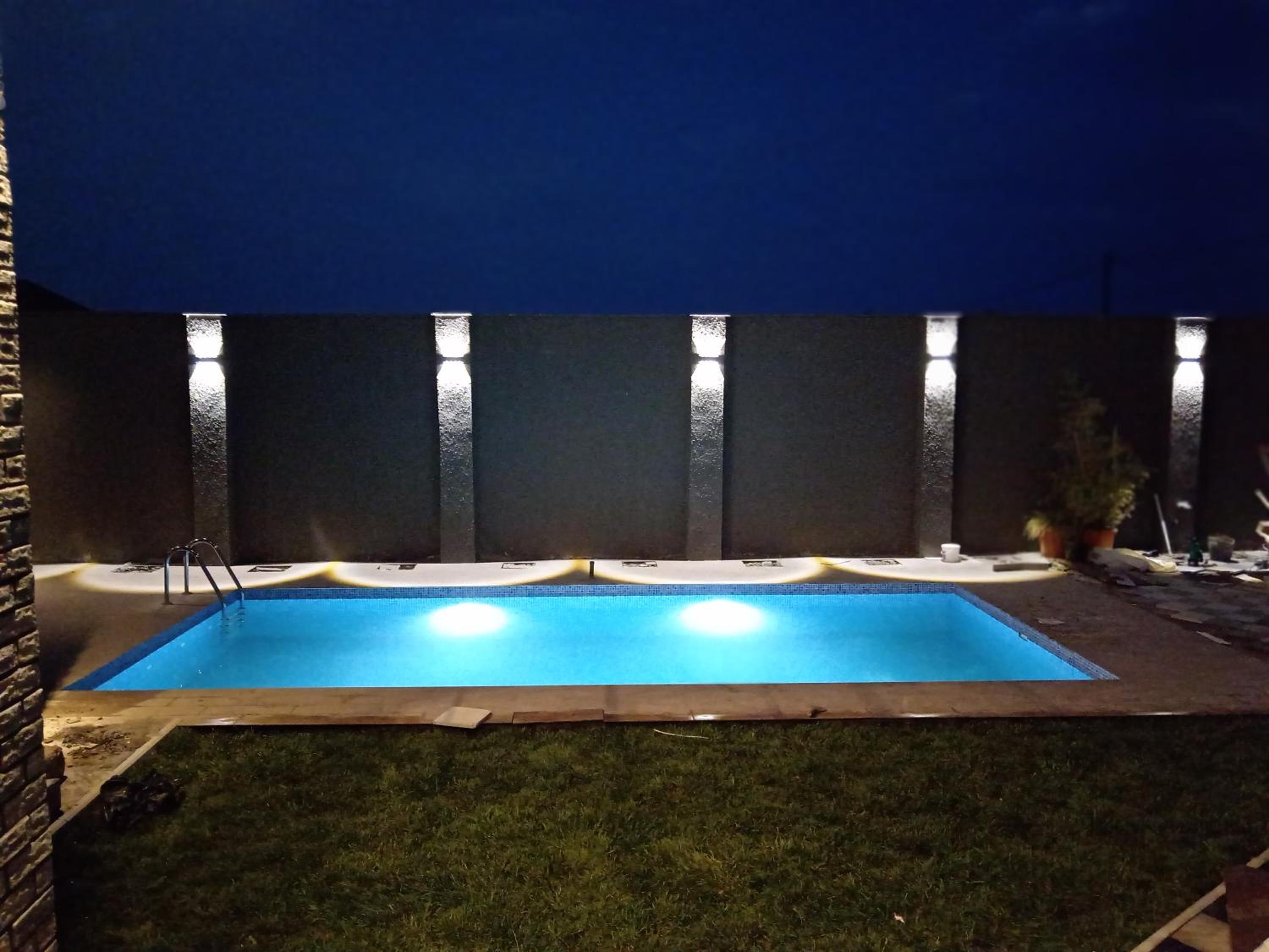 Luxury 4 bedroom villa with hot indoor swimming pool