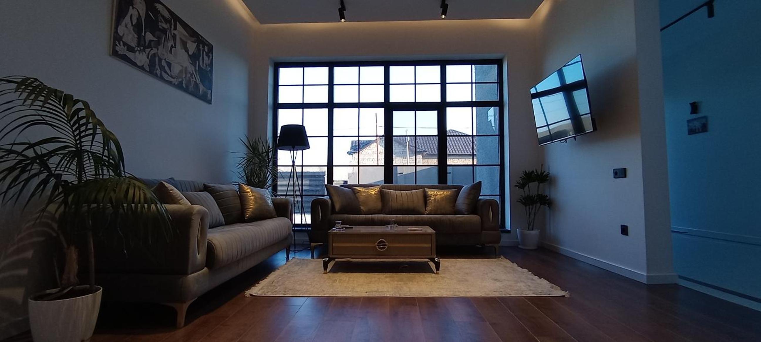 Luxury 4 bedroom villa with hot indoor swimming pool