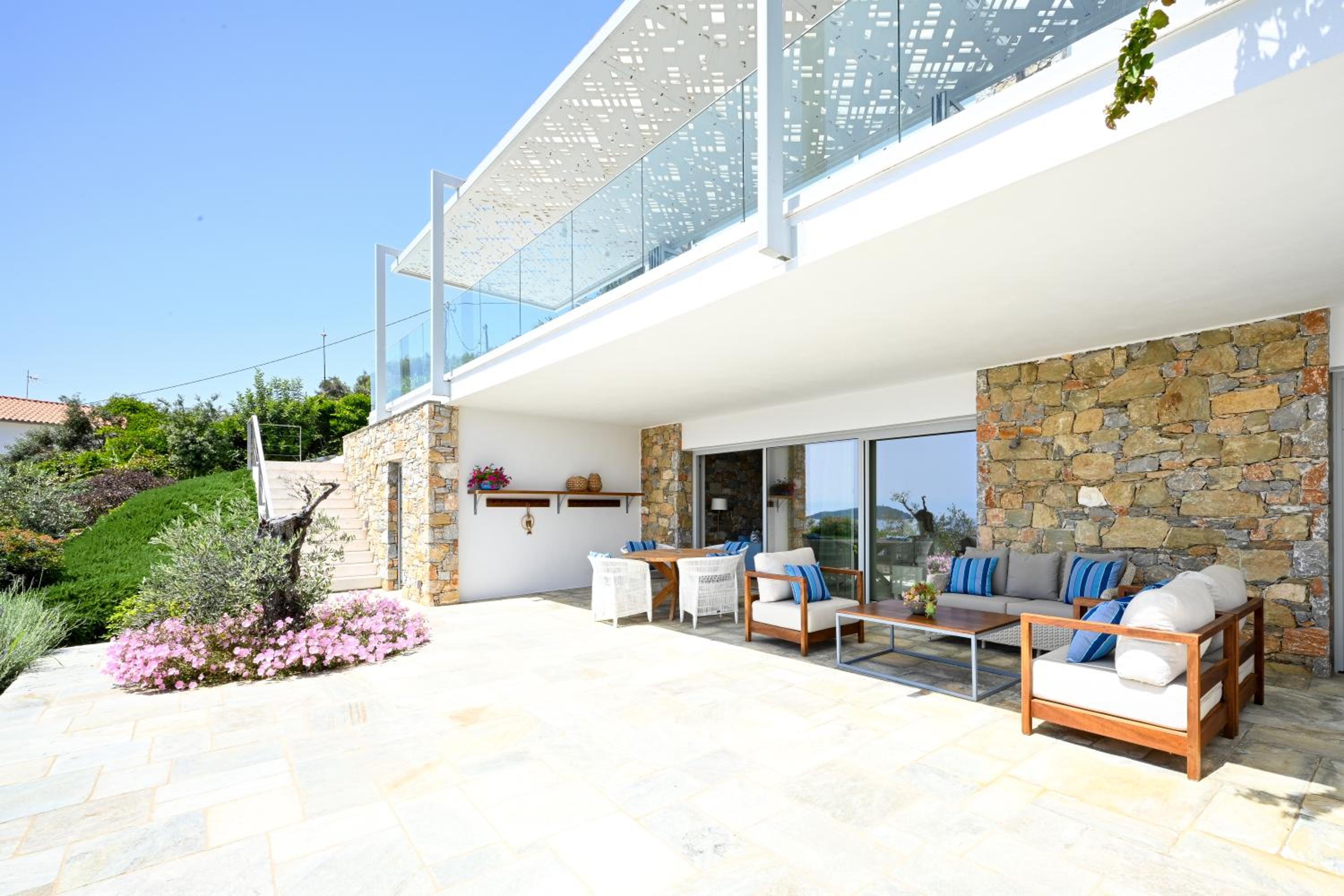 Villa Petra view 5