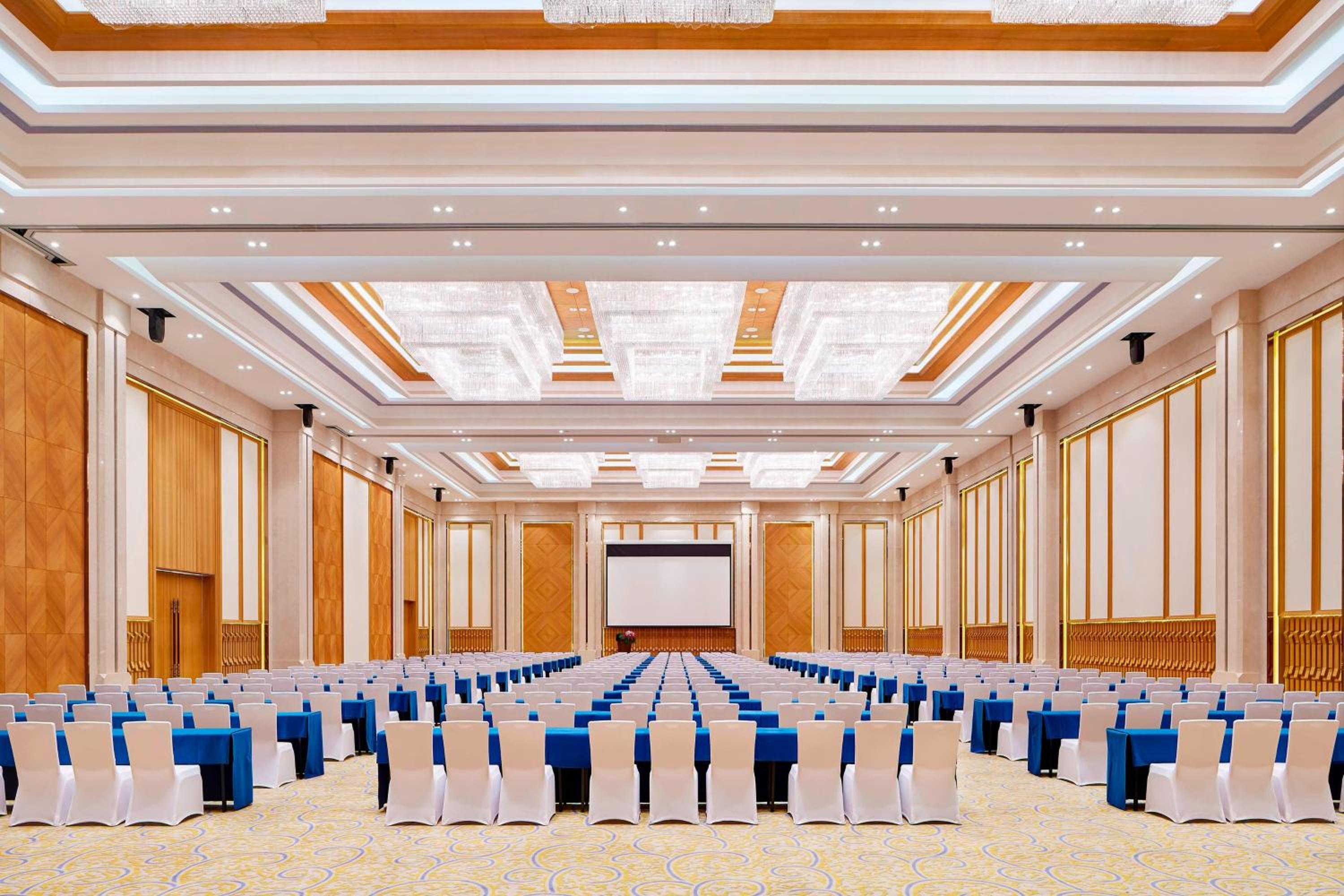 Four Points by Sheraton Heyuan Resort