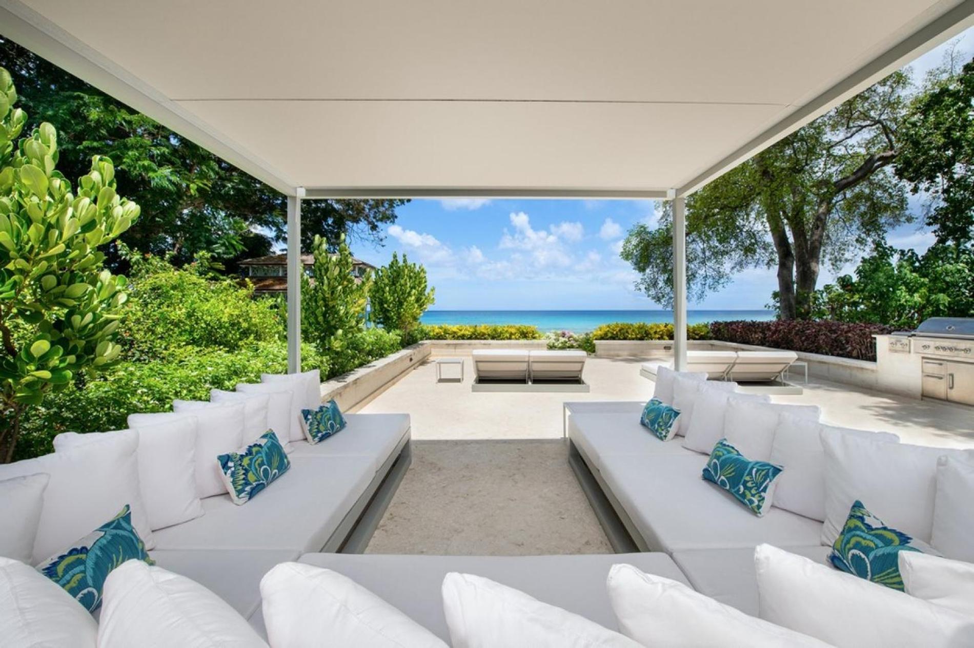 Luxurious 8 Bedroom St Helena