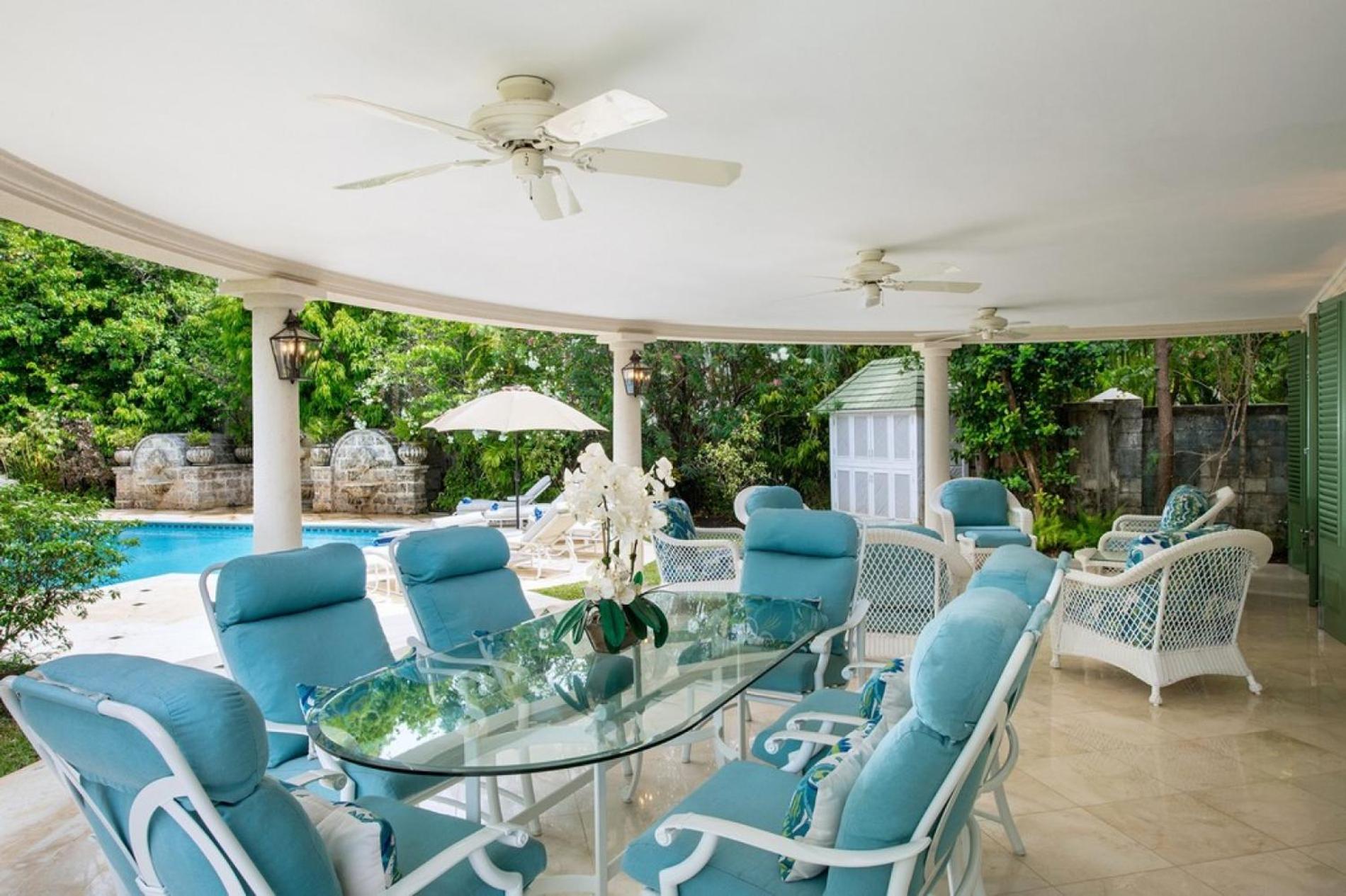 Luxurious 8 Bedroom St Helena