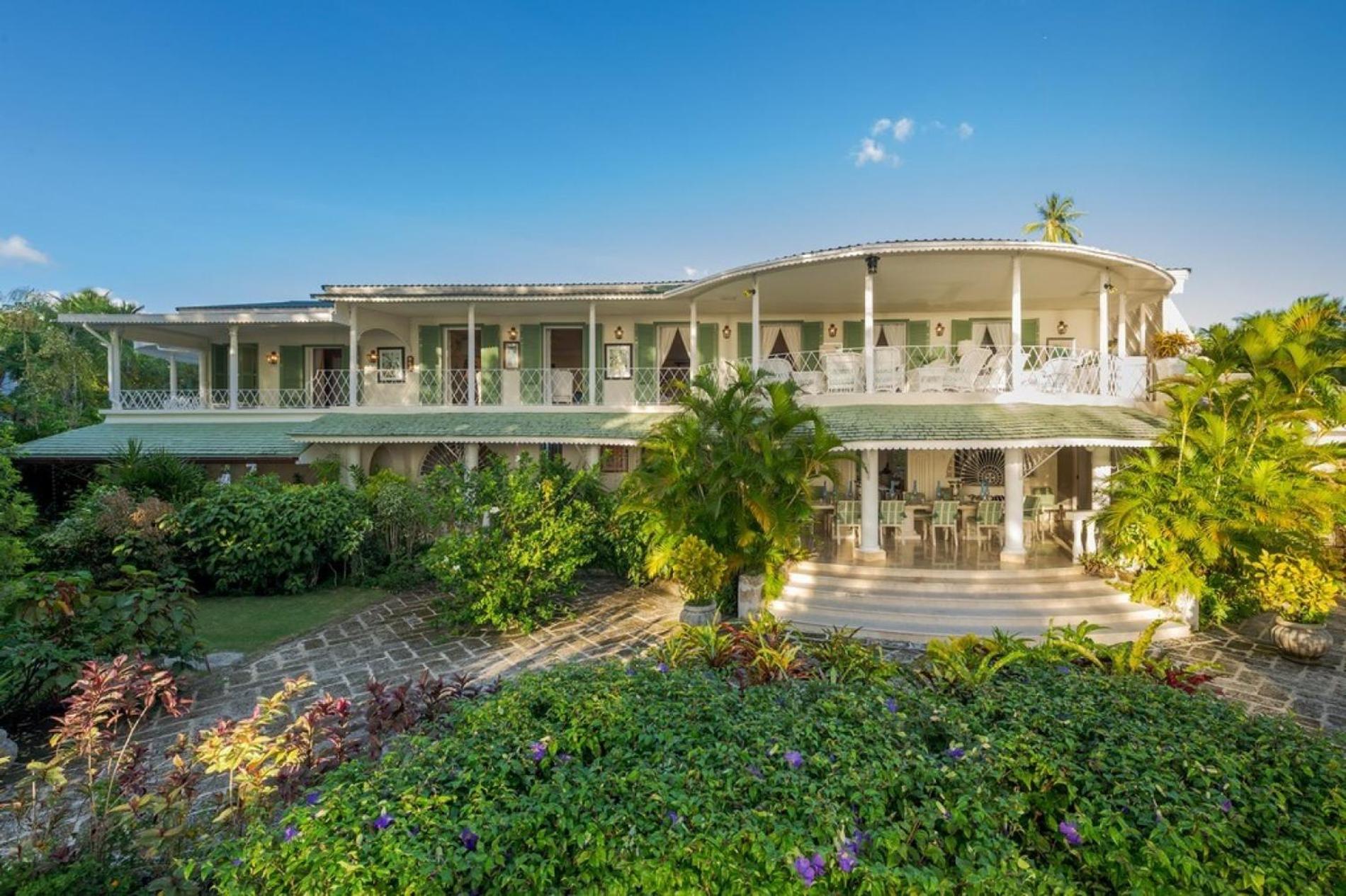 Luxurious 8 Bedroom St Helena
