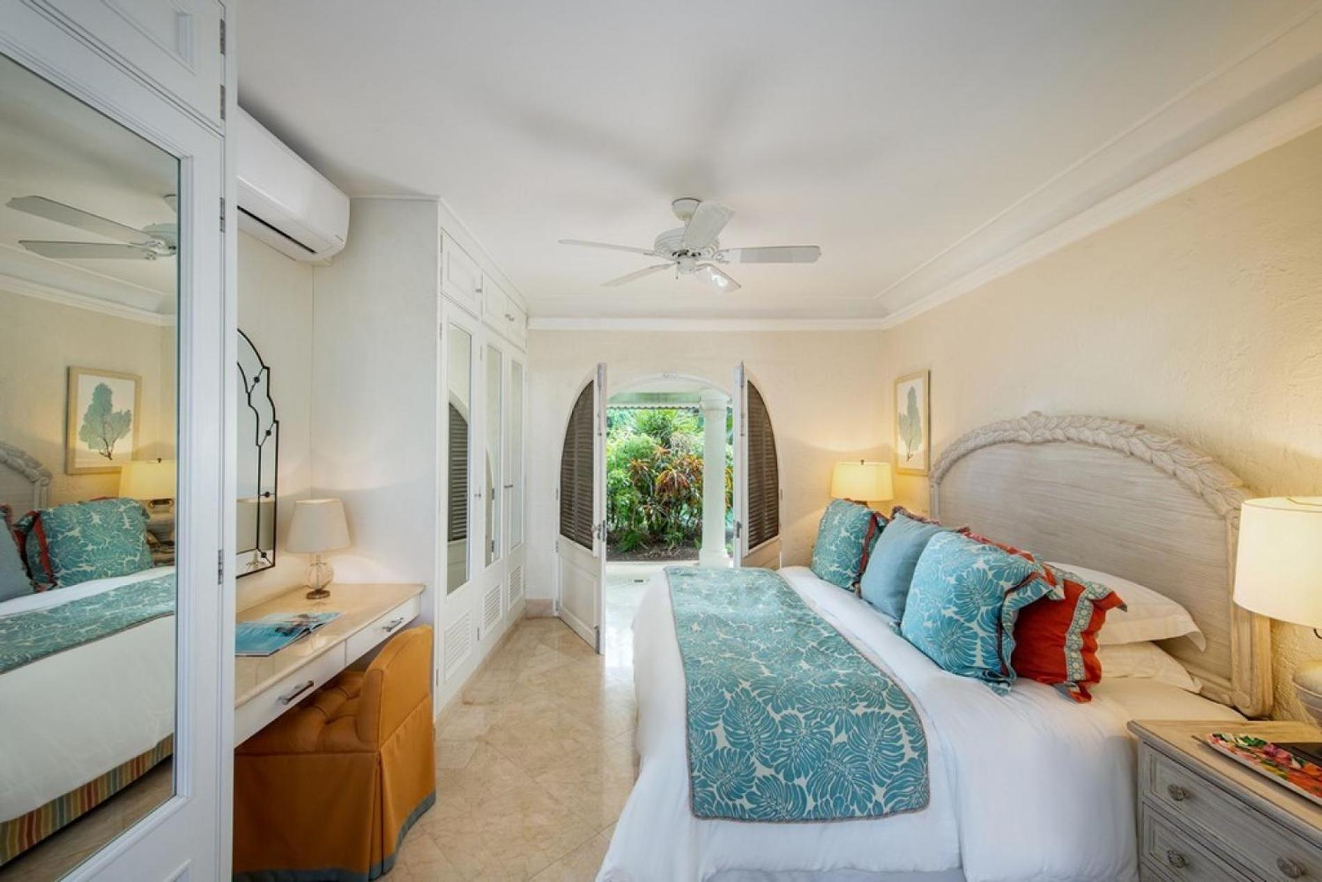 Luxurious 8 Bedroom St Helena