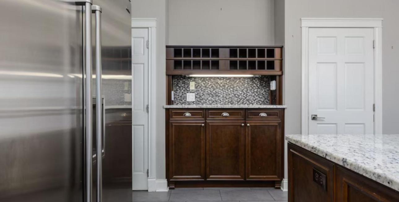 Greystone WaterFront Lux
