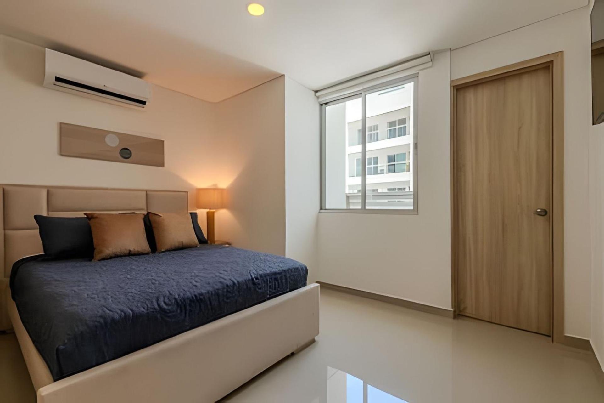 Modern 3BR apartment, Sea View and Historic Center