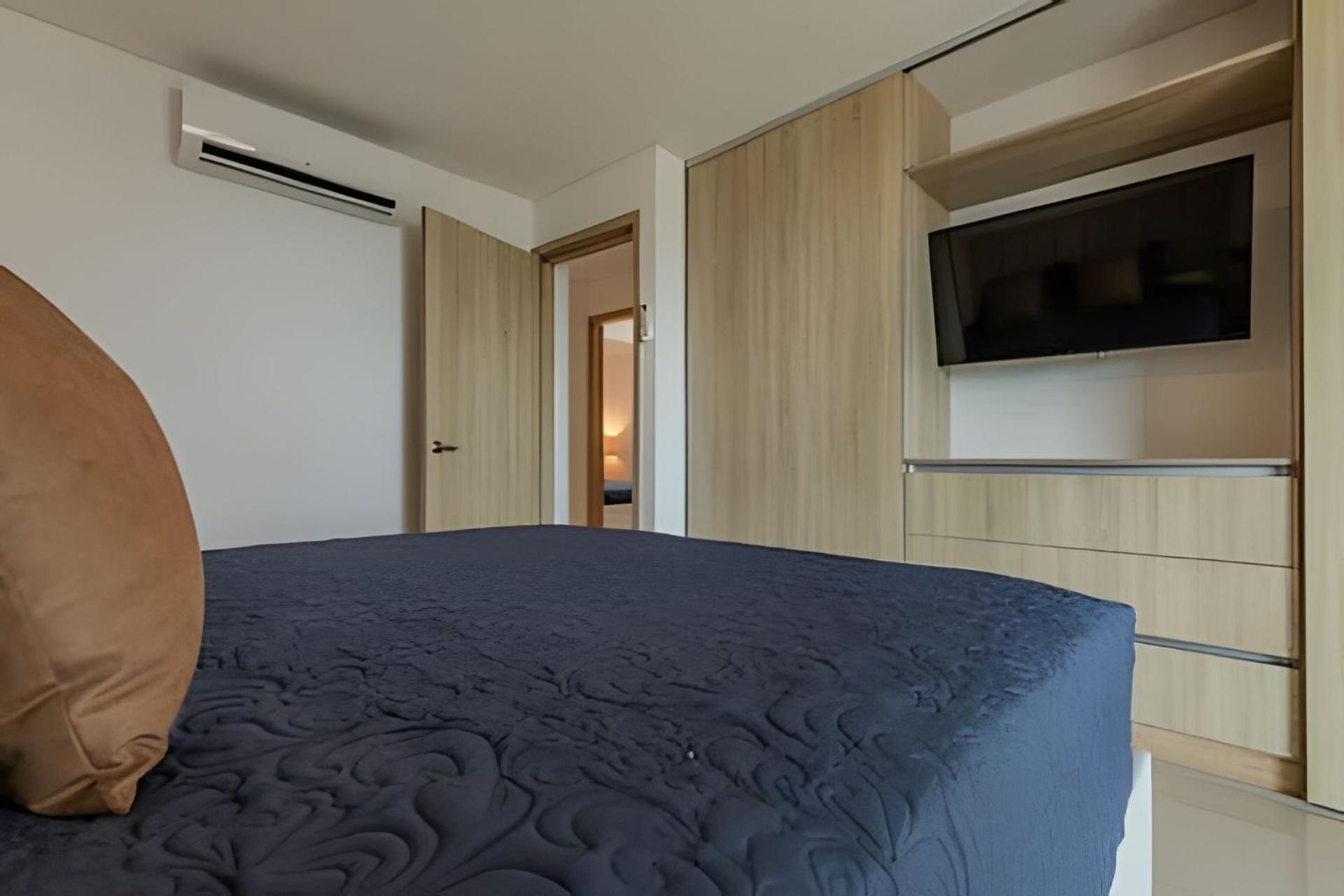 Modern 3BR apartment, Sea View and Historic Center