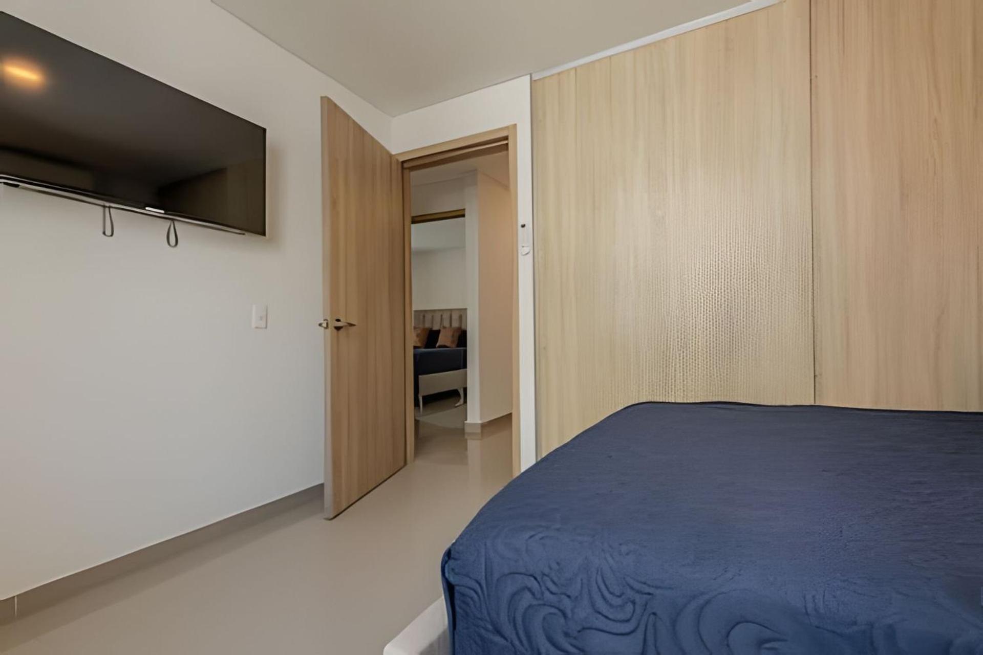 Modern 3BR apartment, Sea View and Historic Center