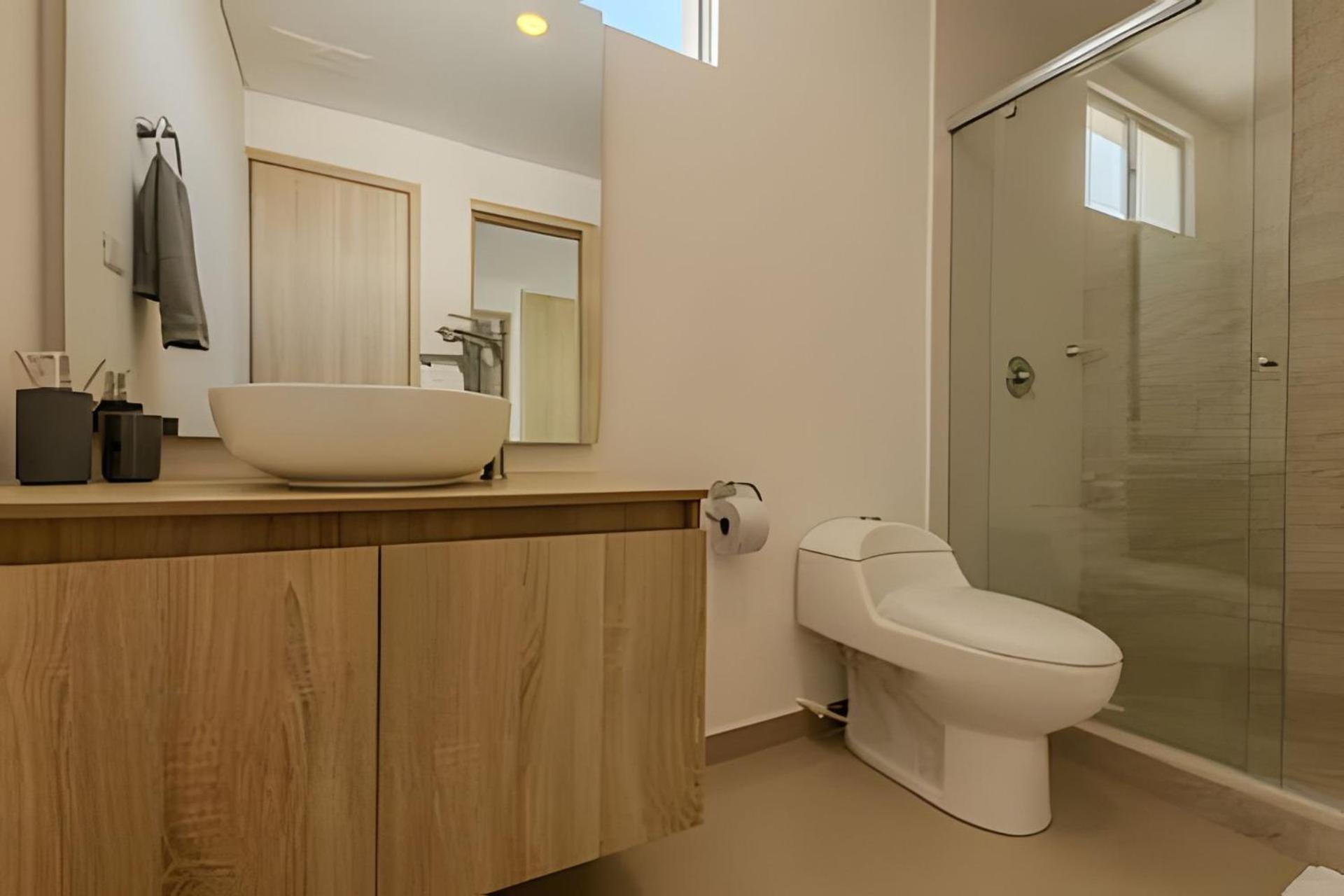 Modern 3BR apartment, Sea View and Historic Center