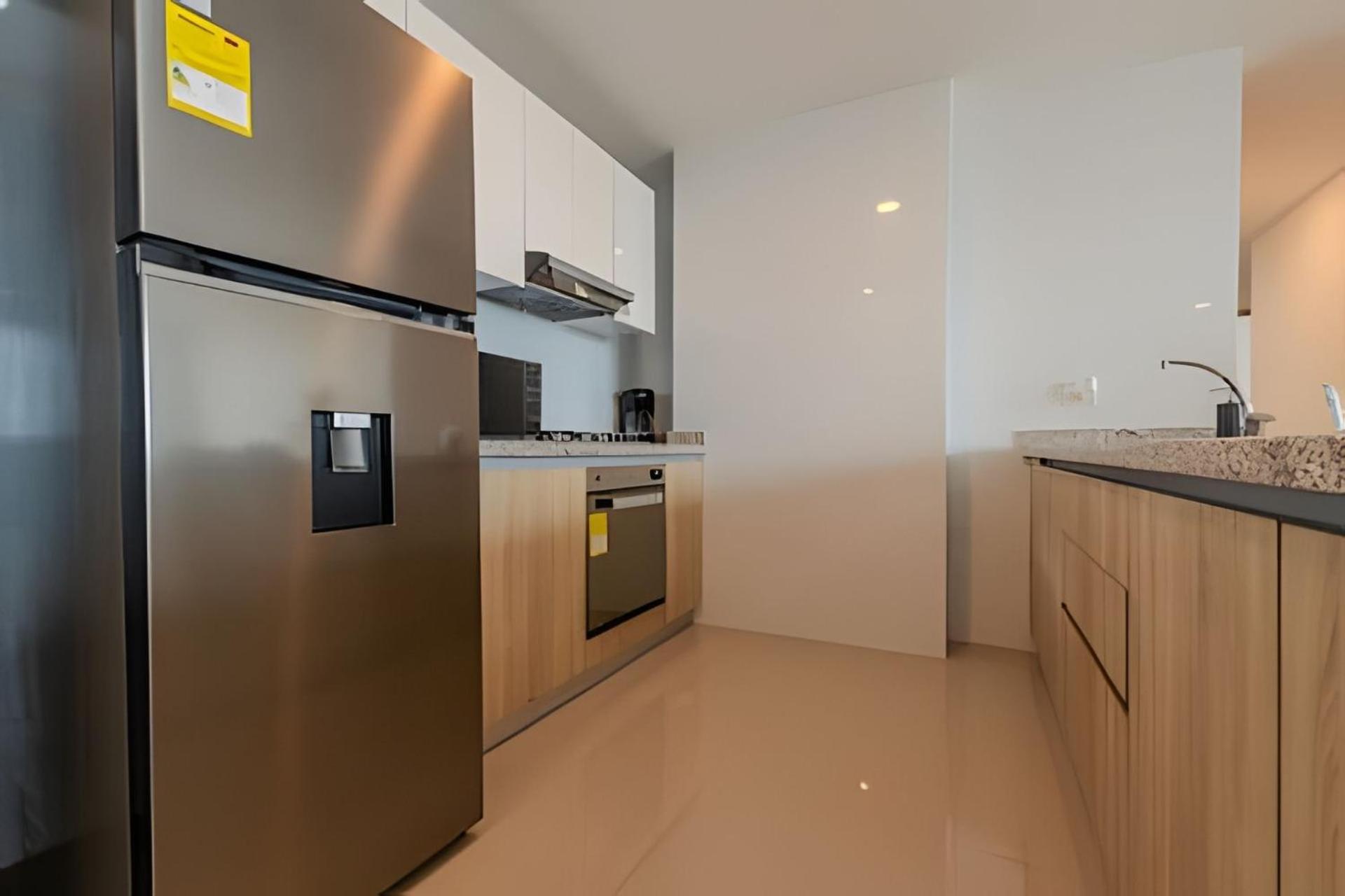 Modern 3BR apartment, Sea View and Historic Center