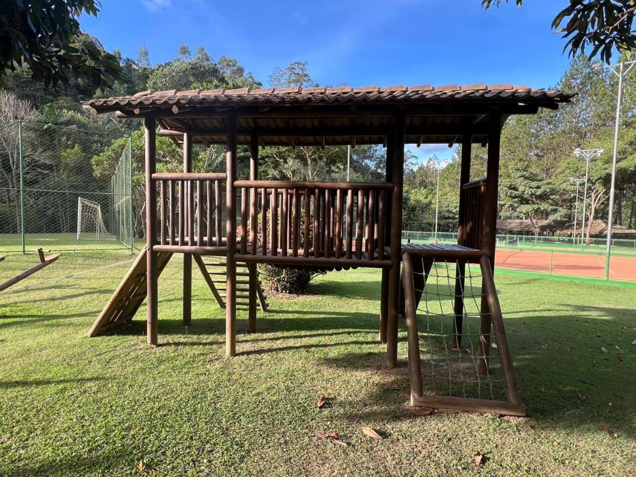 Casa Di Villaggio - seu refúgio no melhor condomínio de Pedra Azul