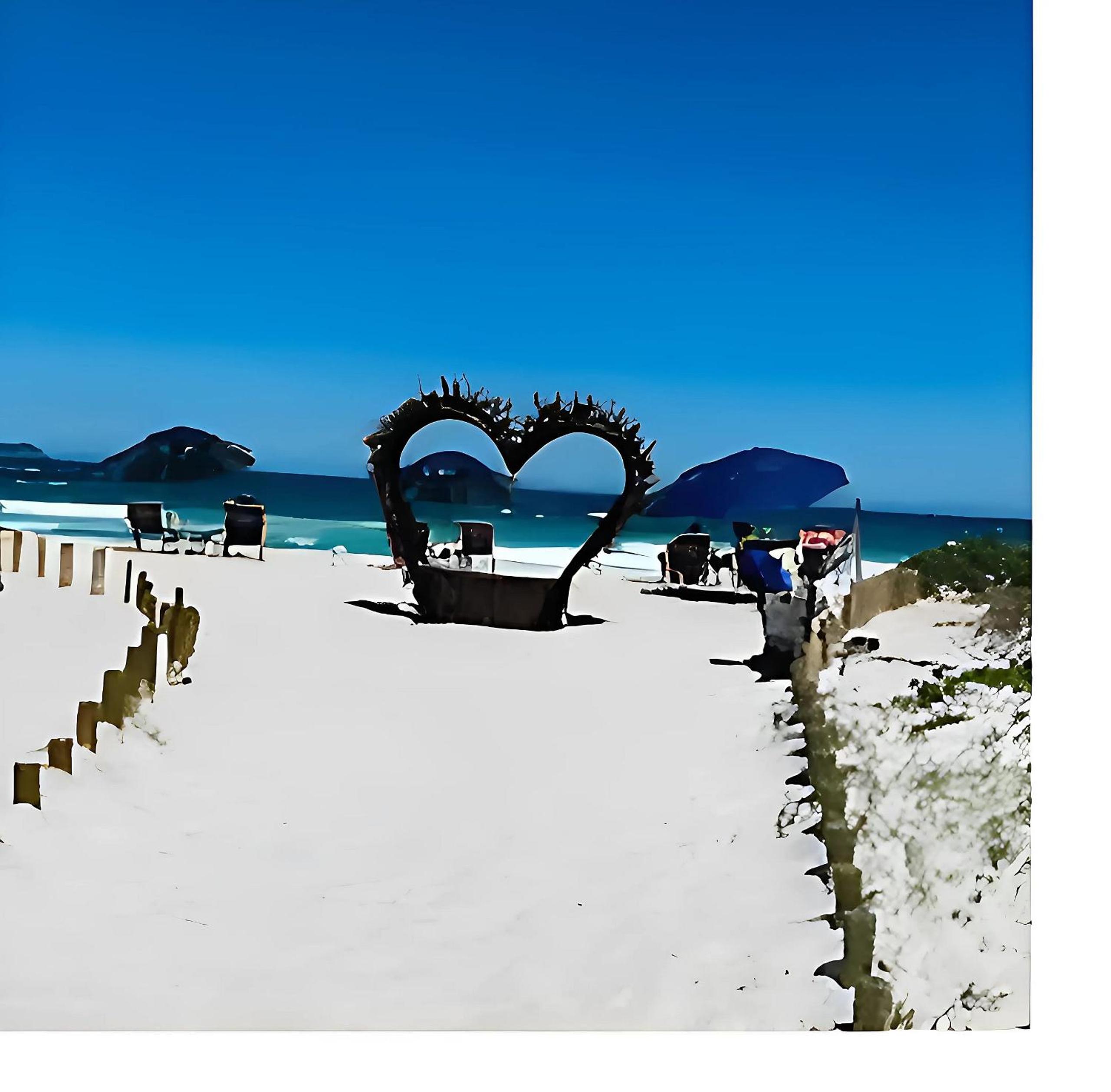Praia do Foguete - Suítes - Aluguel Econômico