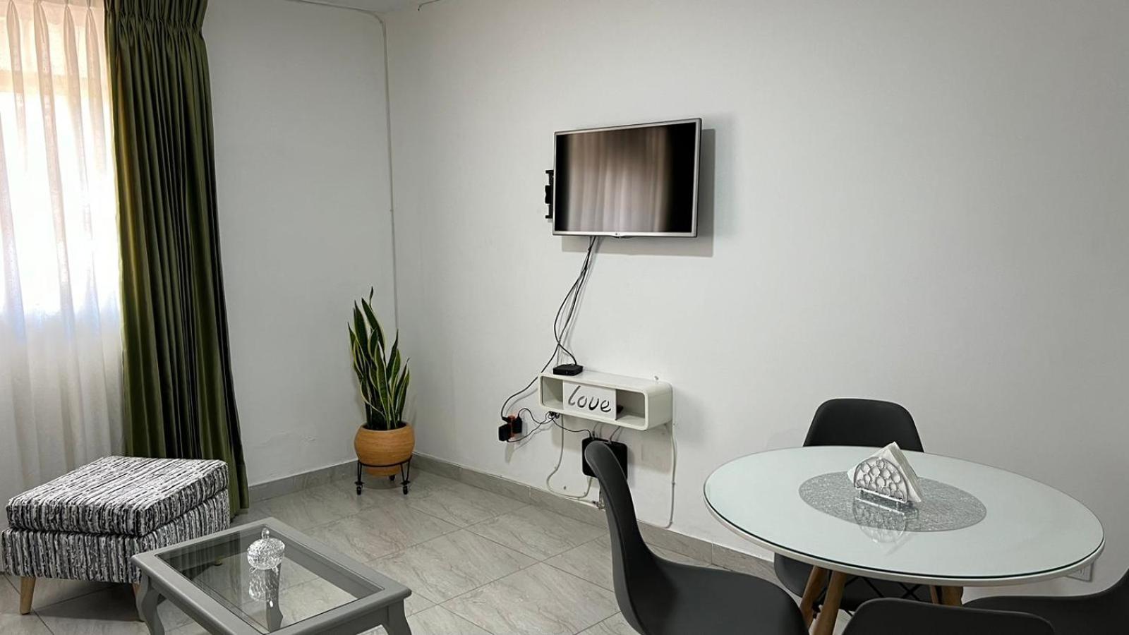 Apartamento moderno y central Excelente ubicacion